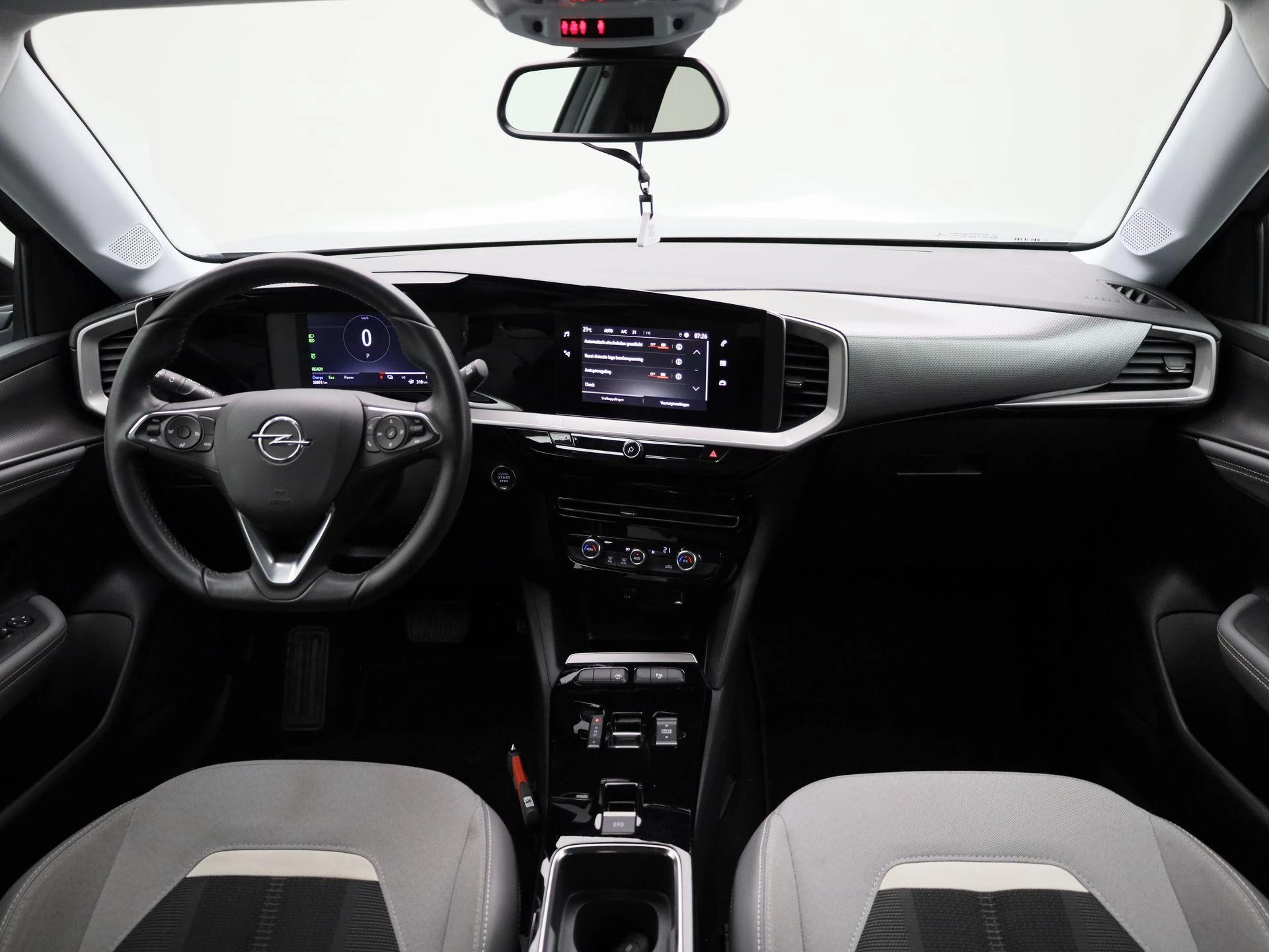Opel-Mokka-e-image-32