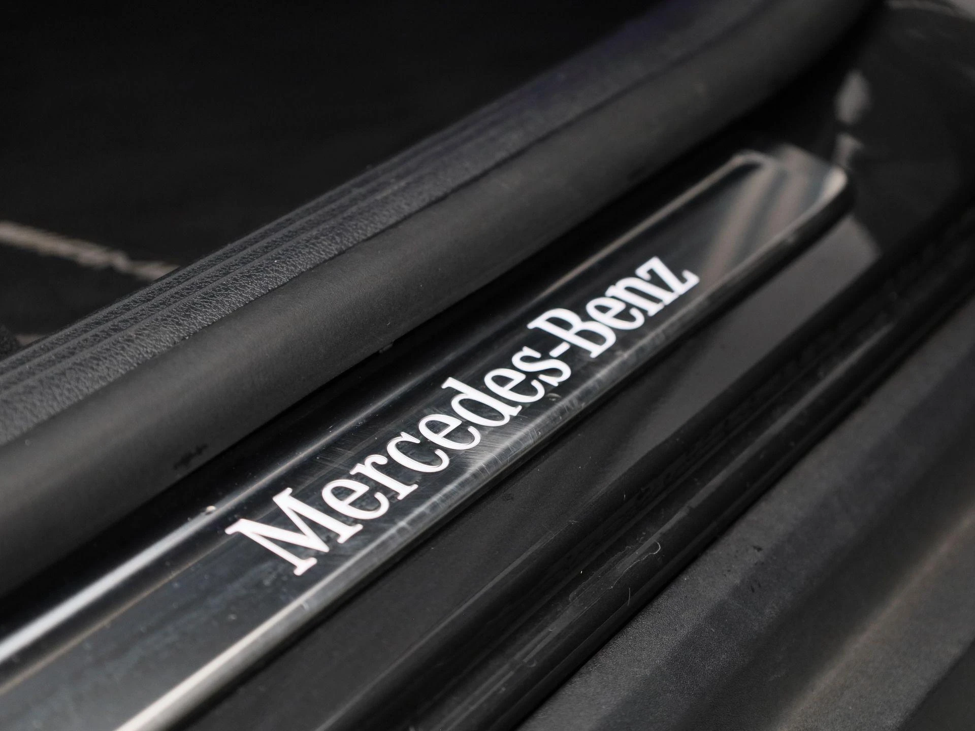 Mercedes-Benz GLC 220 d 4MATIC AMG Line Coupé + AIRMATIC + LEDER + PANO + BURMESTER + DIG. LIGHT