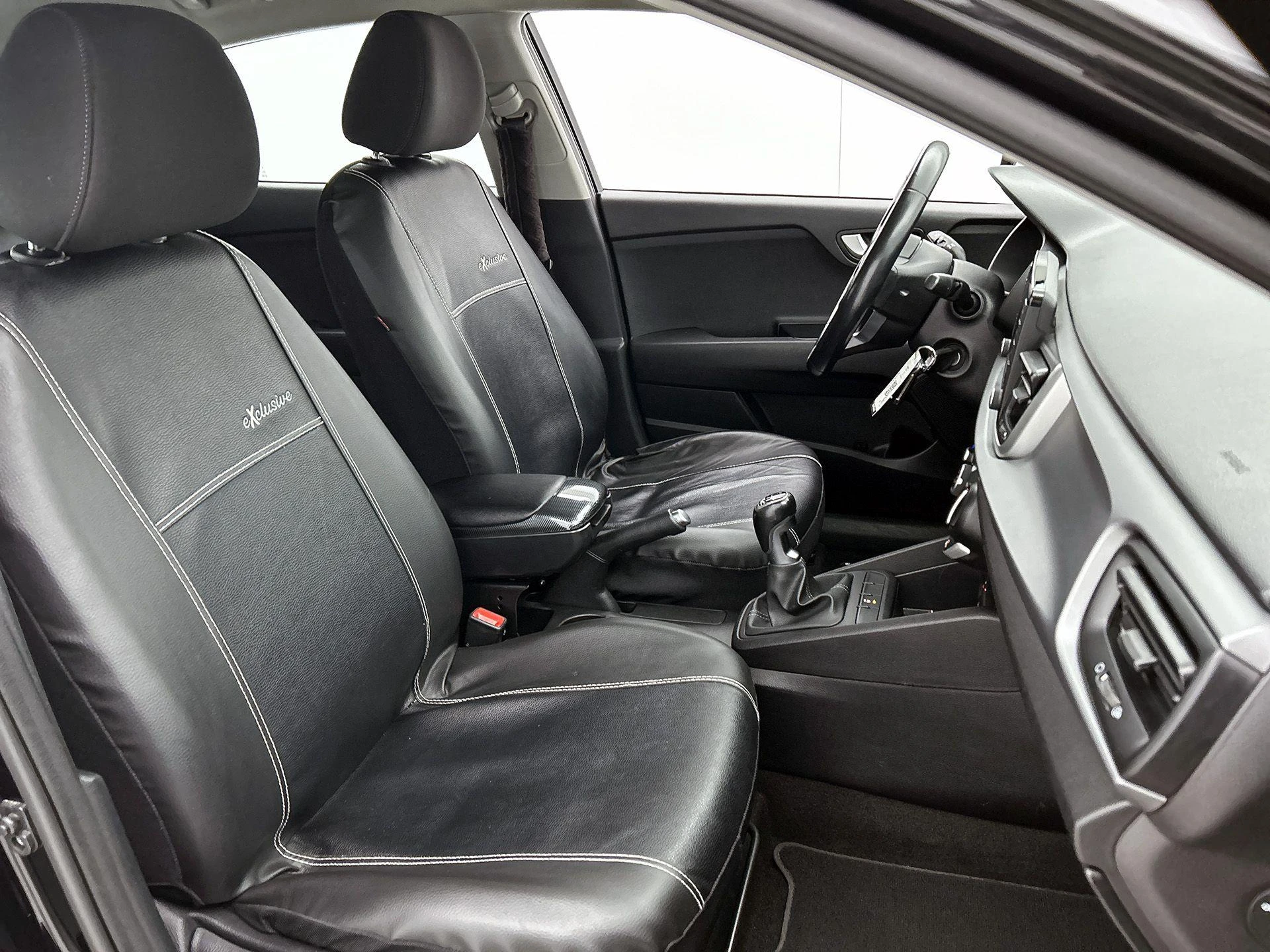Kia-Rio-image-30