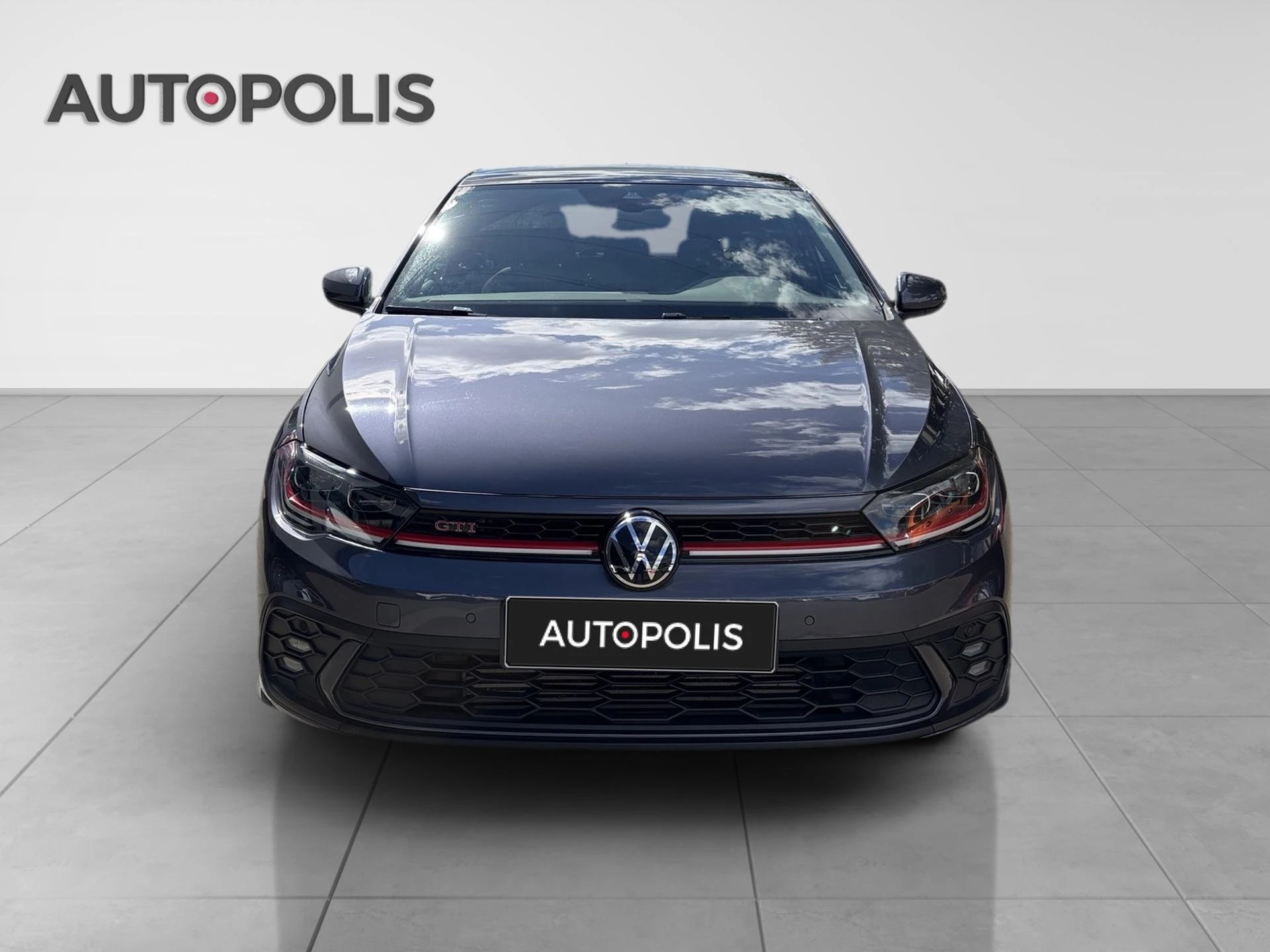 Volkswagen-Polo-image-14