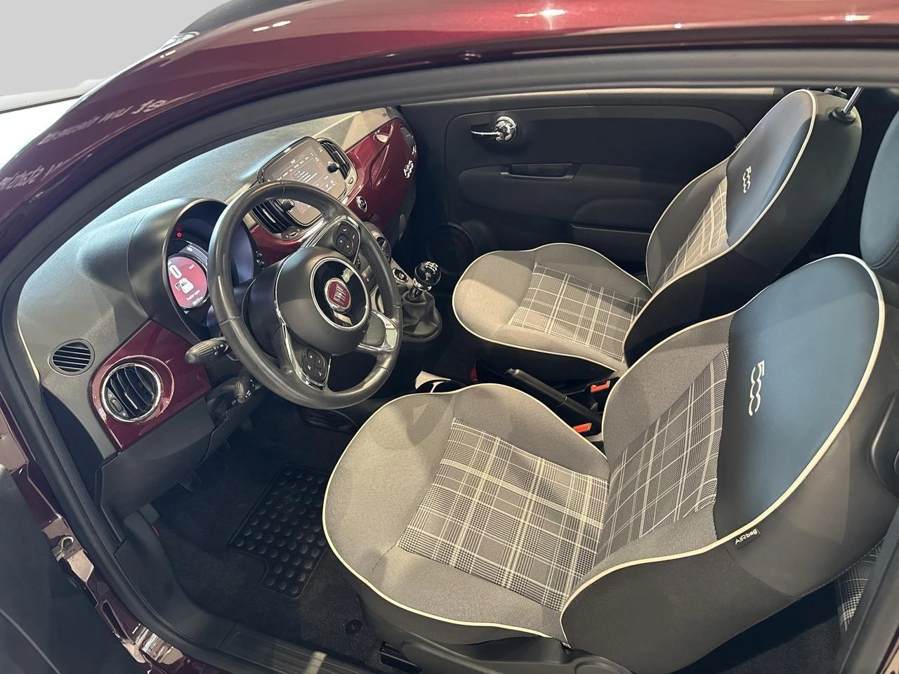 Fiat 500 1.2 8v 51kW Mirror