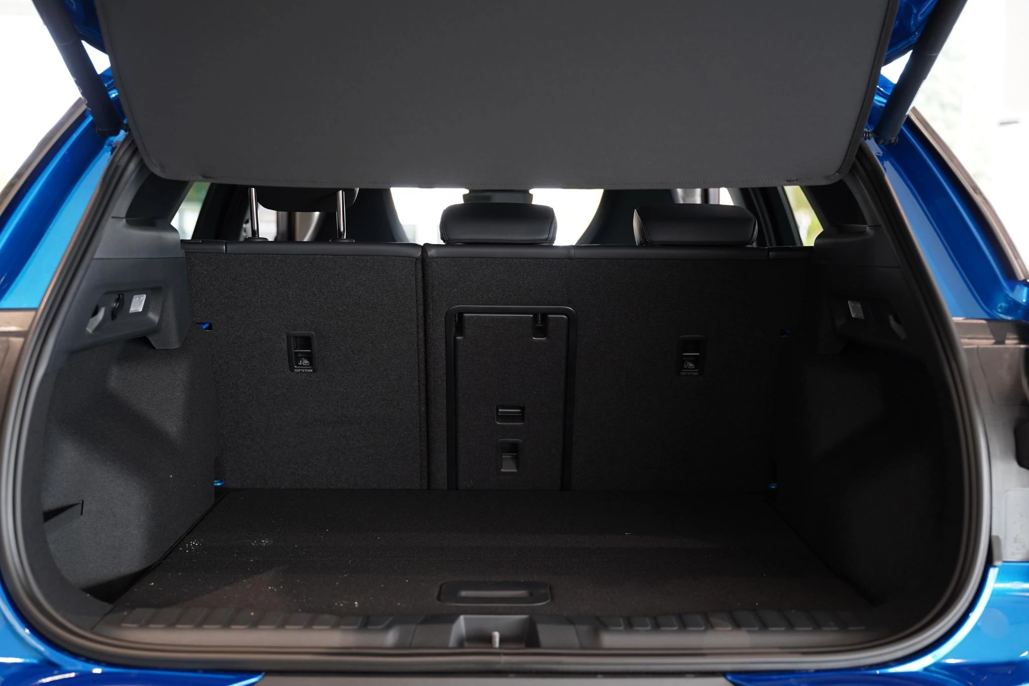 Ford-Explorer EV-image-5