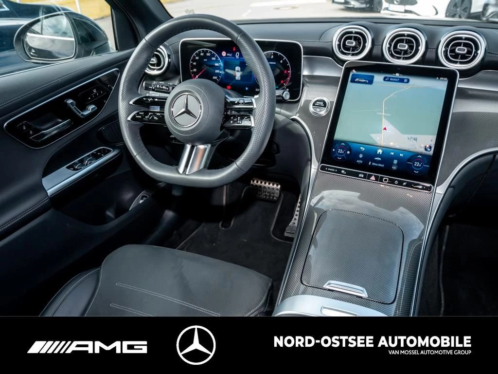 Mercedes-Benz GLC 300 d 4M AMG KEYLESS DISTRONIC AHK MBUX SHZ AMG Line