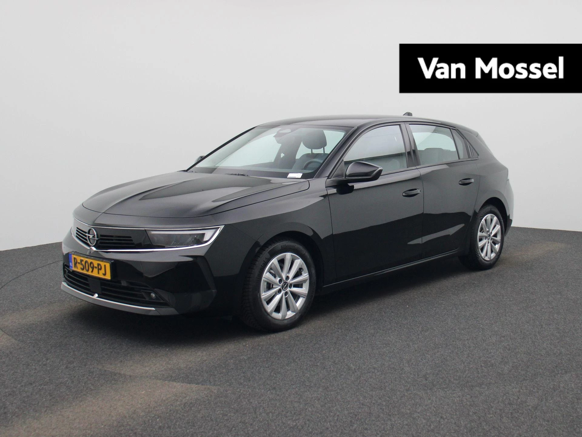 Opel-Astra-image-0