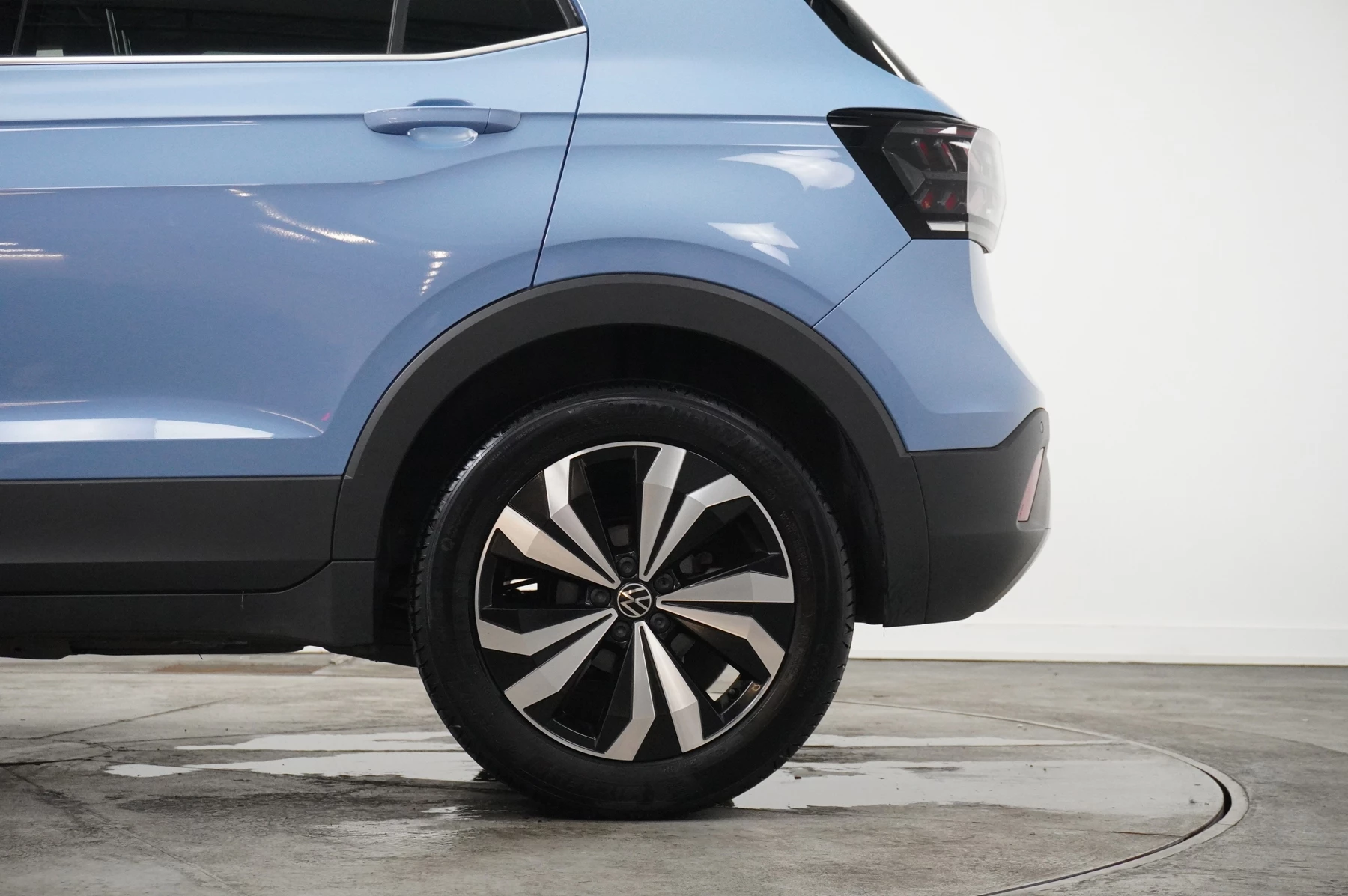 Volkswagen-T-Cross-image-19