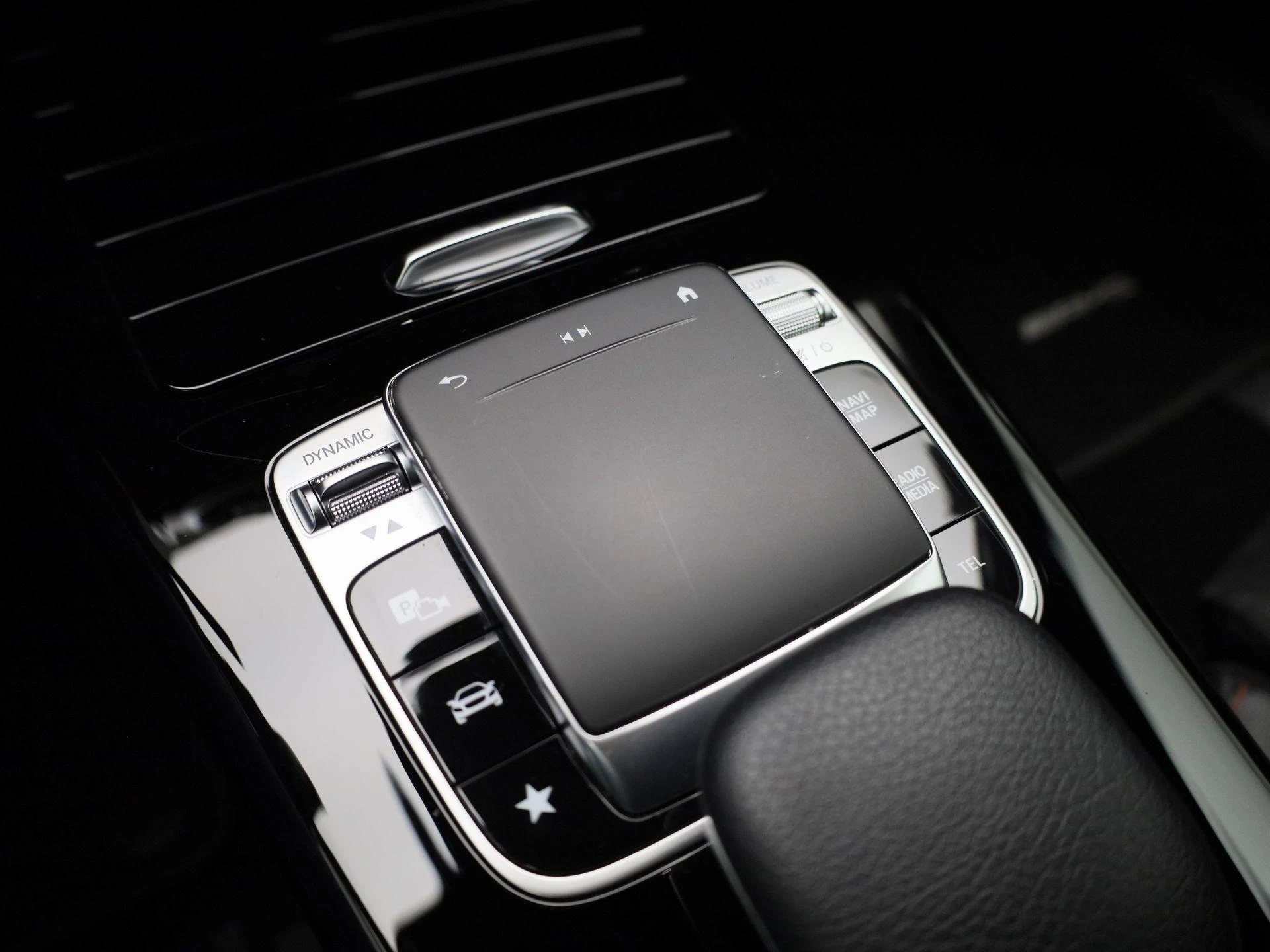 Mercedes-Benz-A-Klasse-image-23