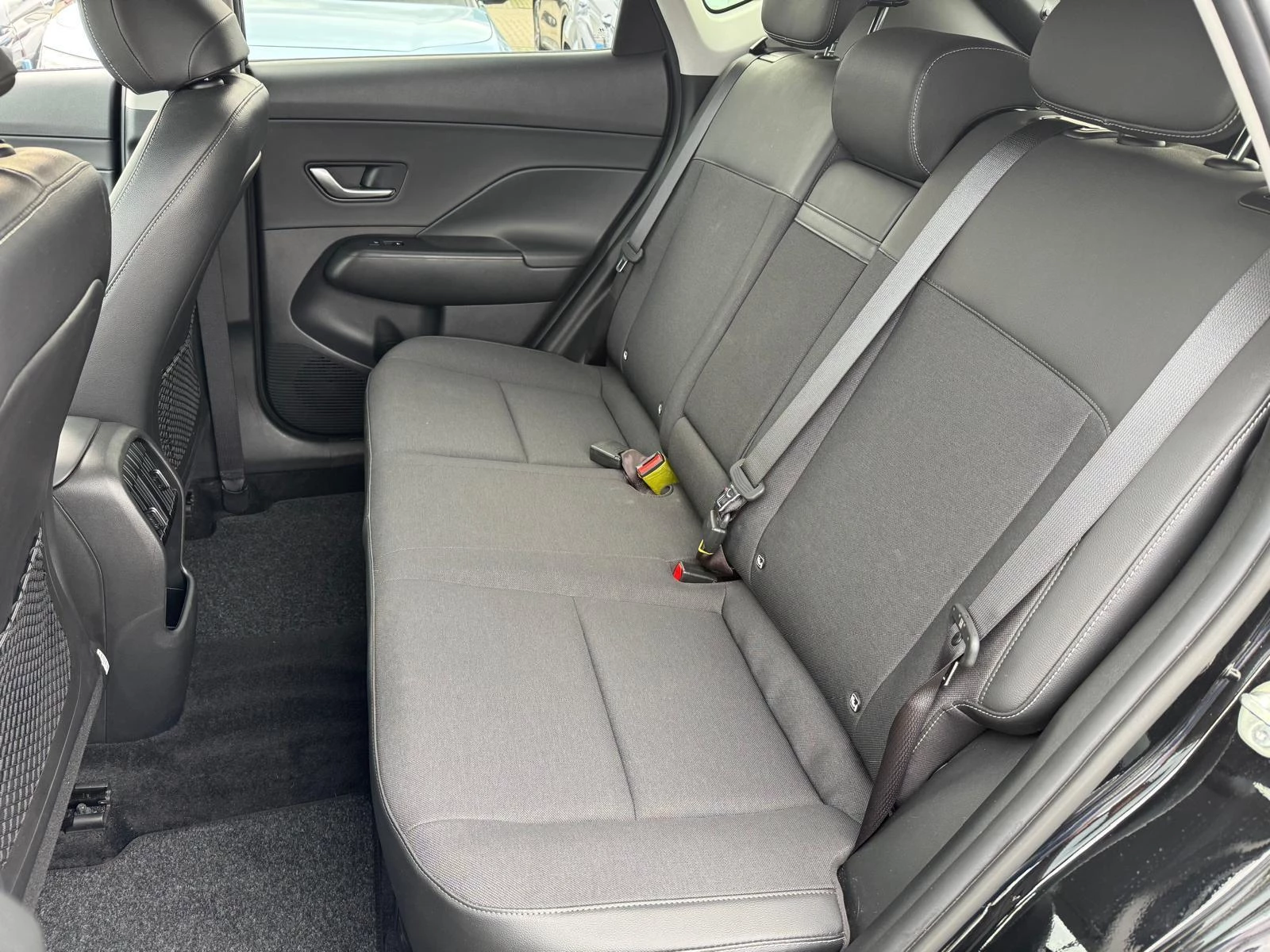 Hyundai Kona 1.6 GDi Hybrid Feel 6-DCT Comfort Pac
