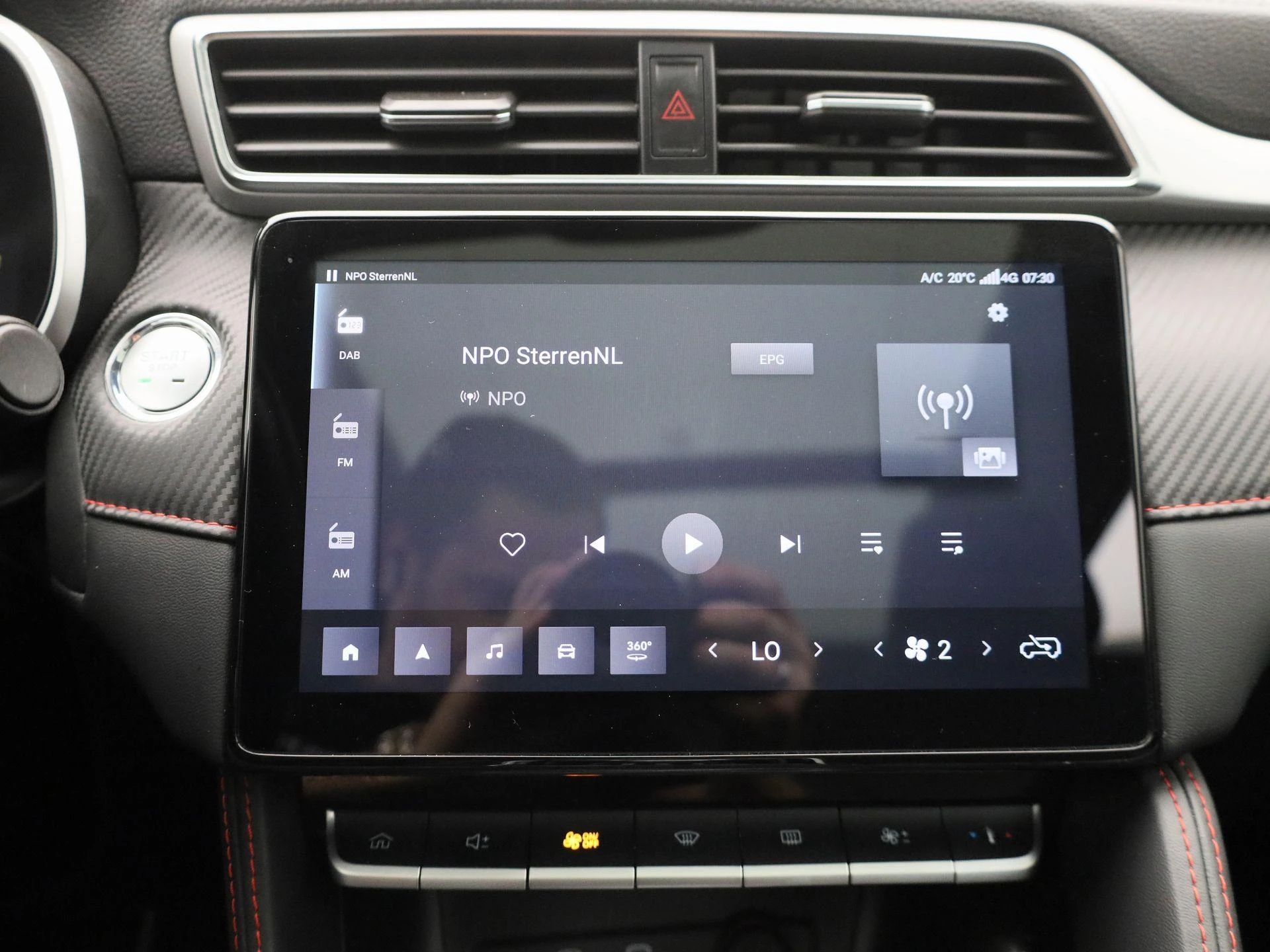 MG-ZS EV-image-24