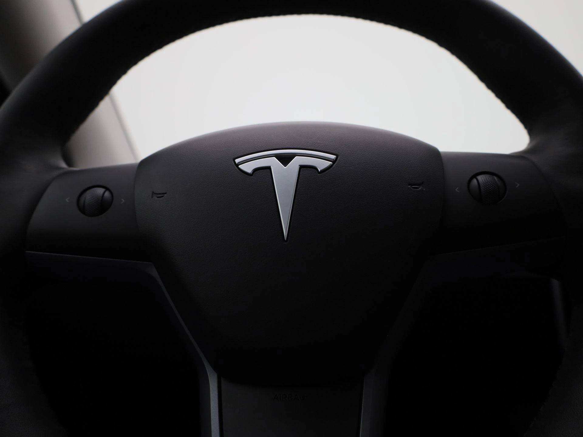 Tesla-Model Y-image-31
