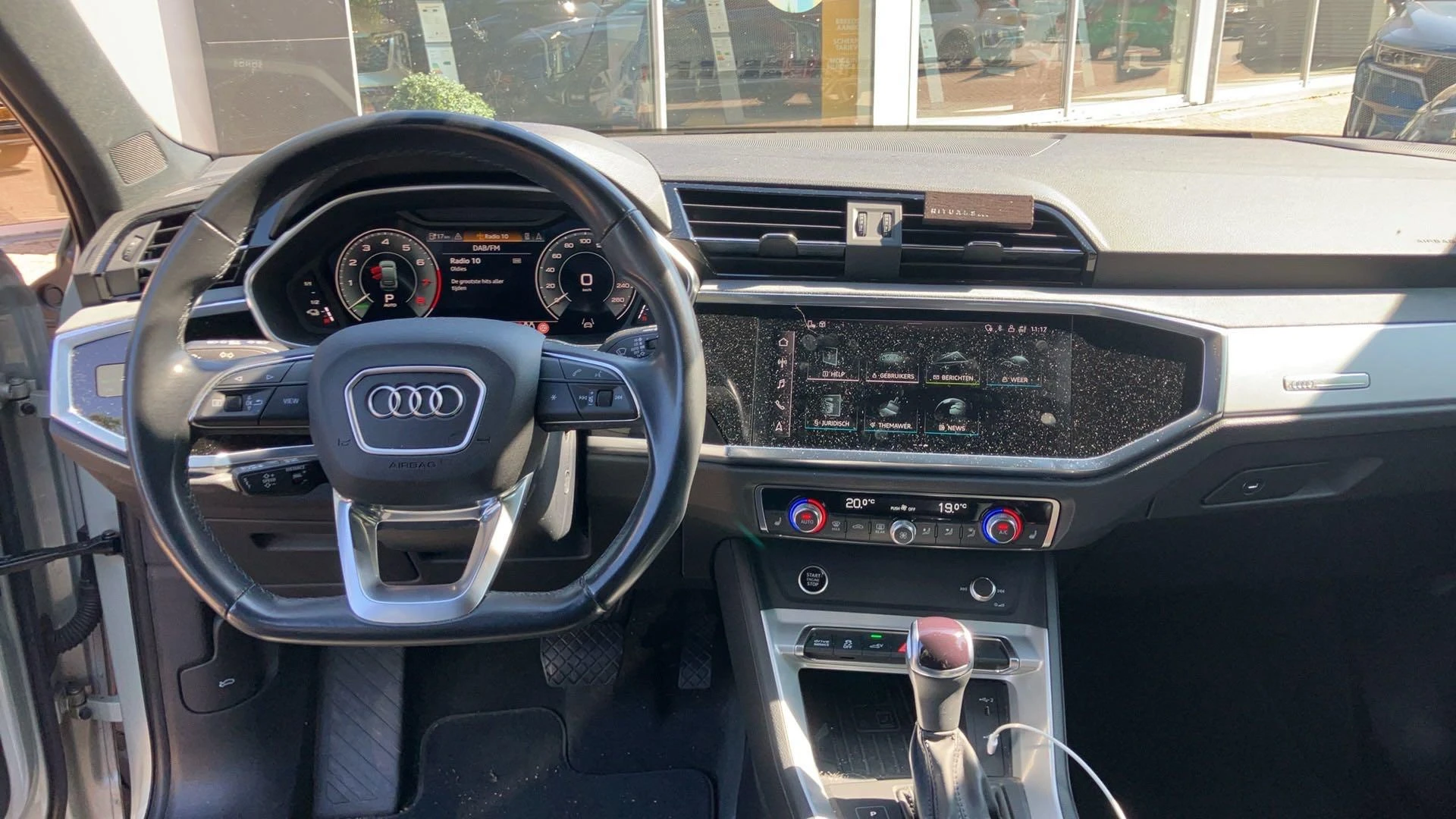 Audi-Q3-image-4