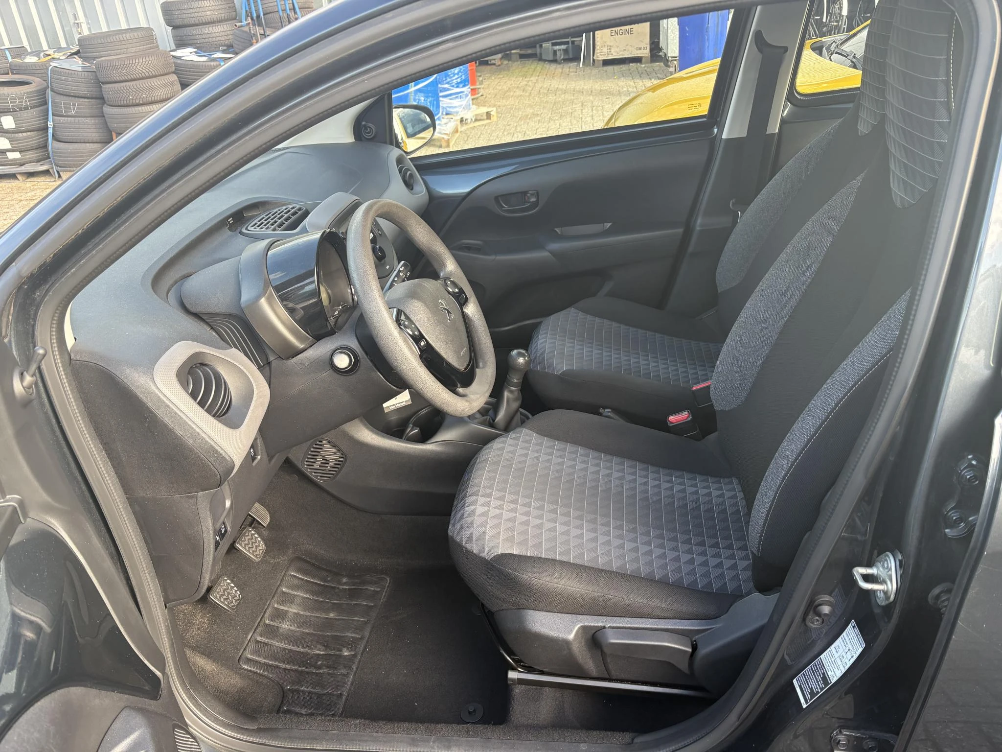 Peugeot-108-image-8