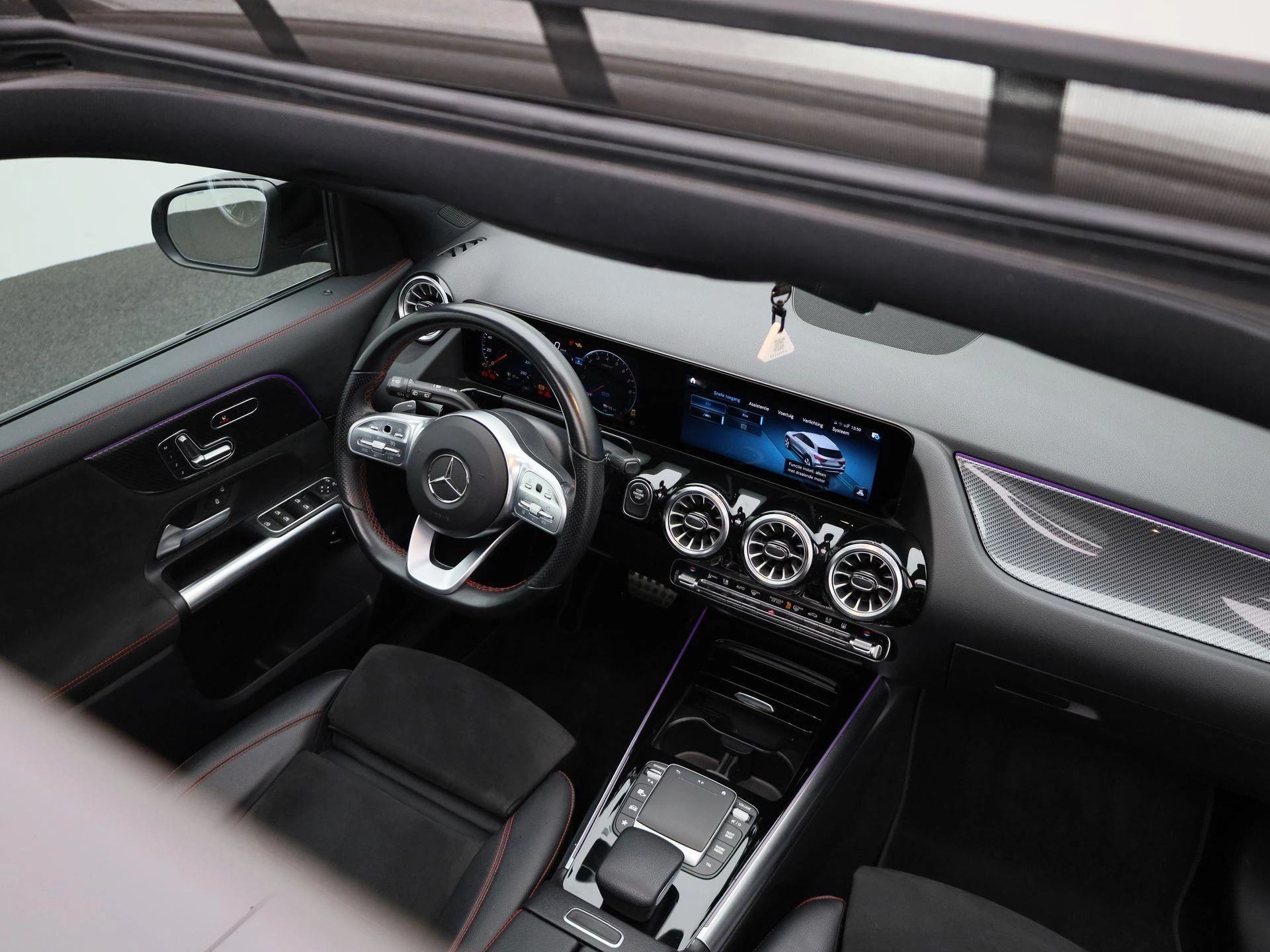 Mercedes-Benz GLA 250 e Business Solution AMG Limited