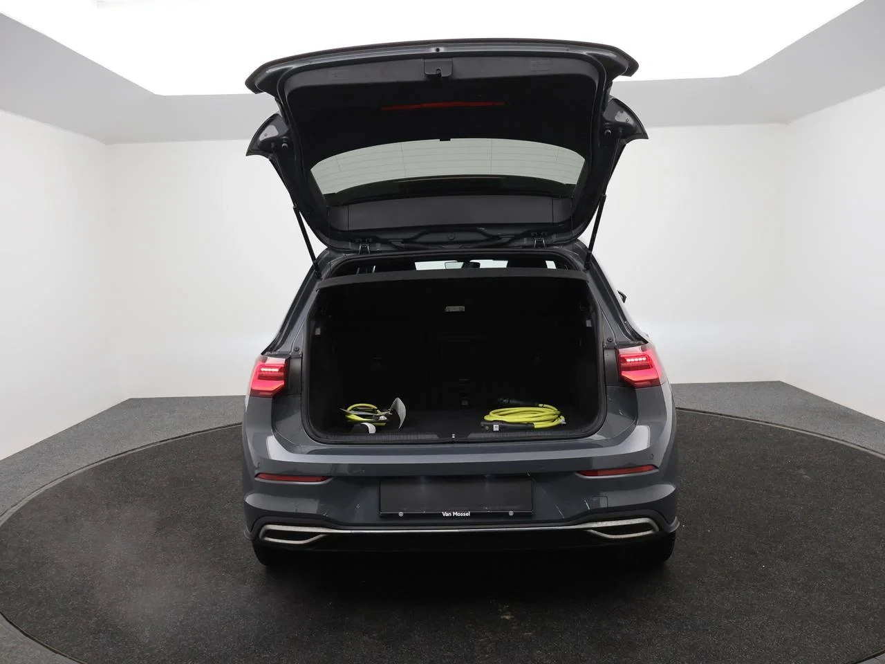 Volkswagen-Golf-image-15