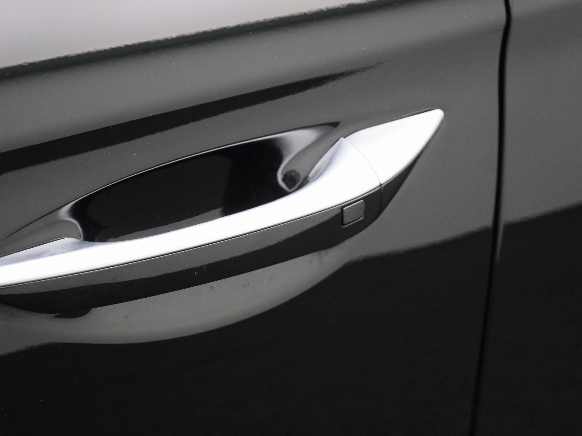 Hyundai-IONIQ-image-15