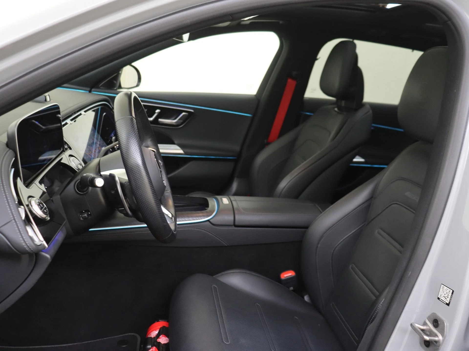 Mercedes-Benz-E-Klasse-image-2