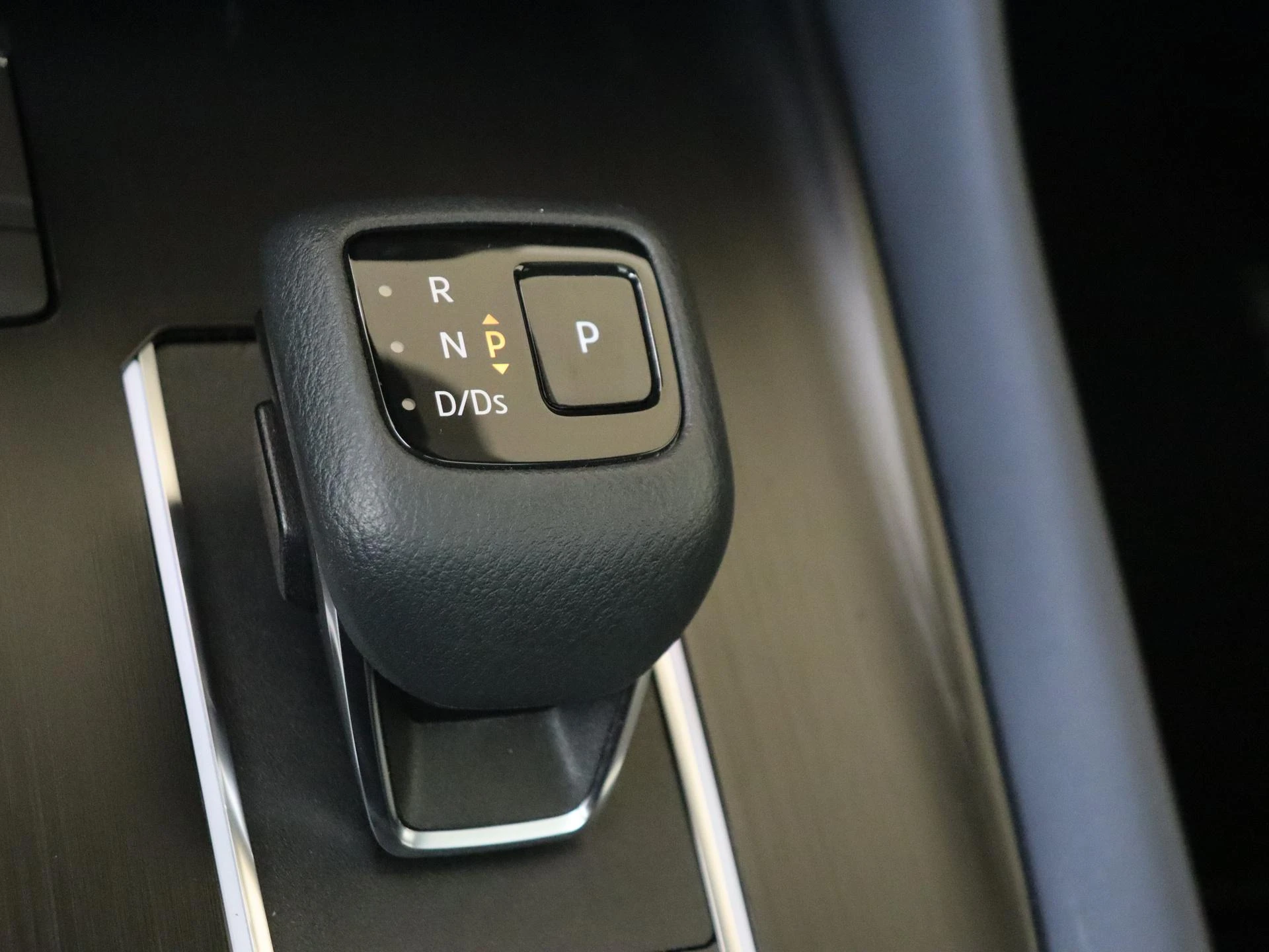 Nissan-QASHQAI-image-13