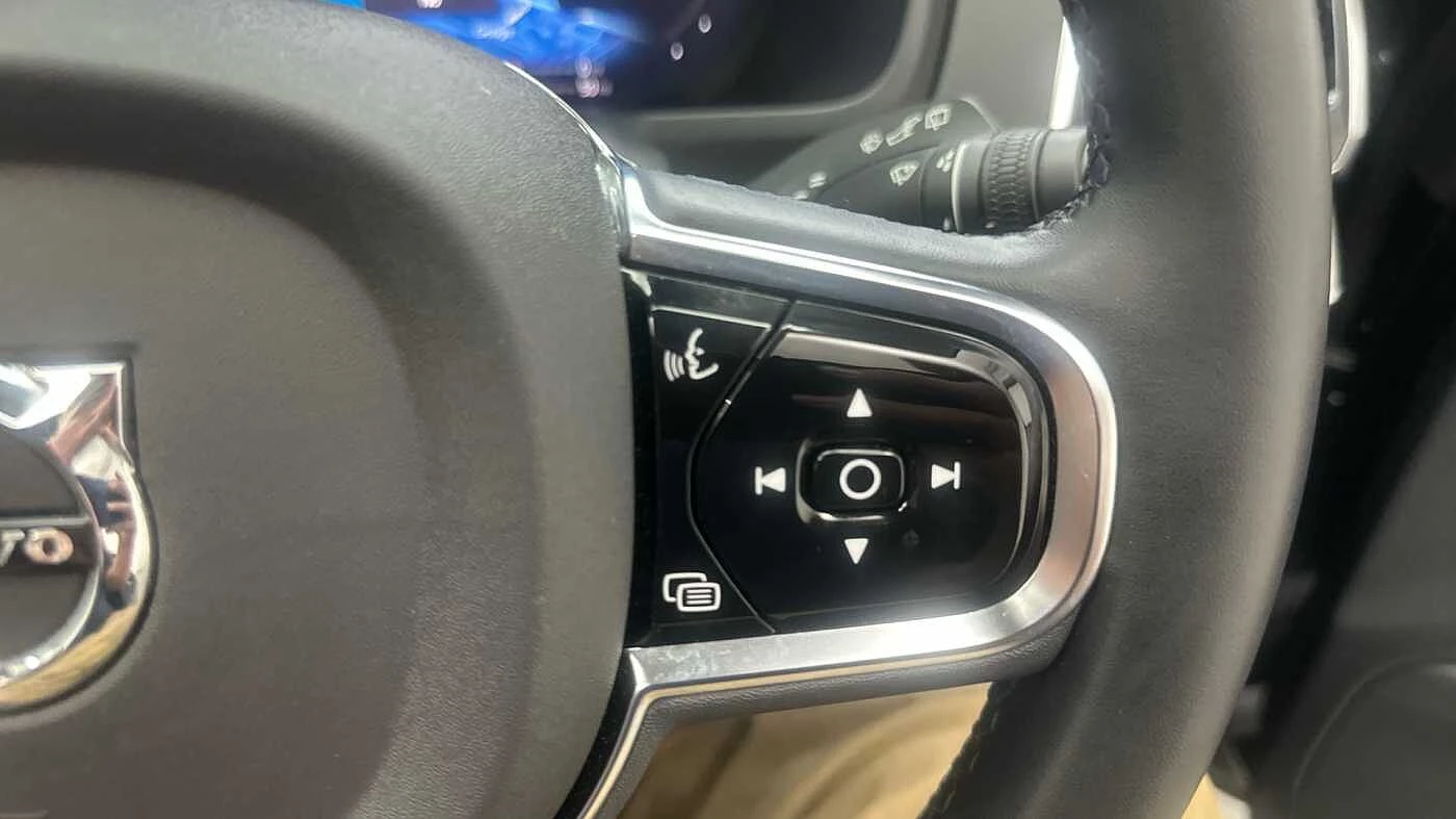 Volvo-XC90-image-34