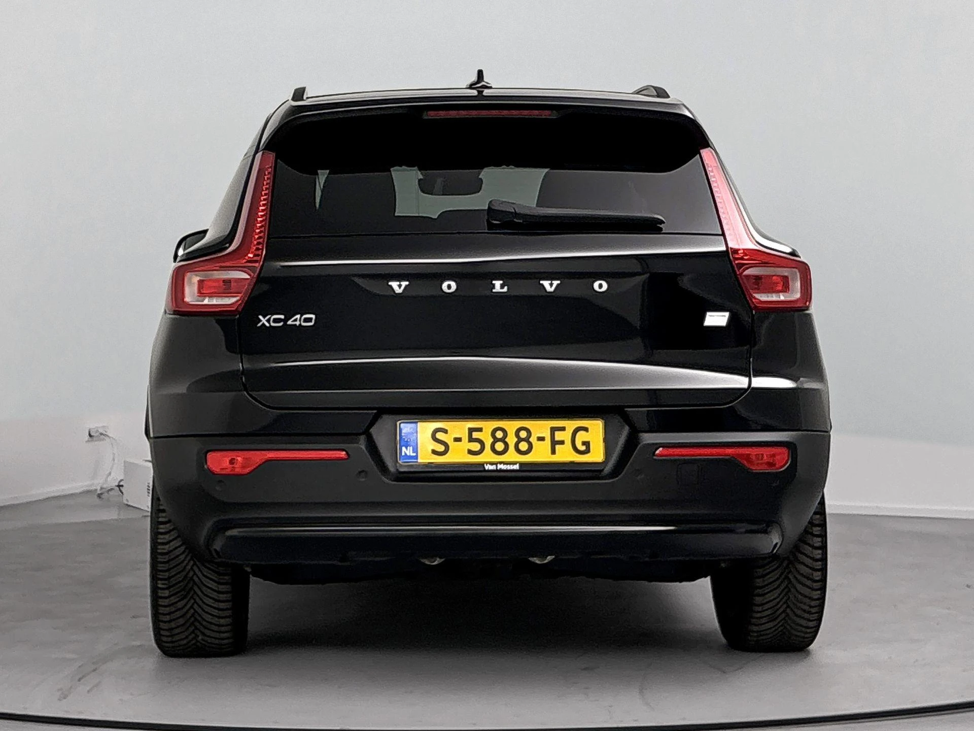 Volvo XC40 Recharge Core 70 kWh