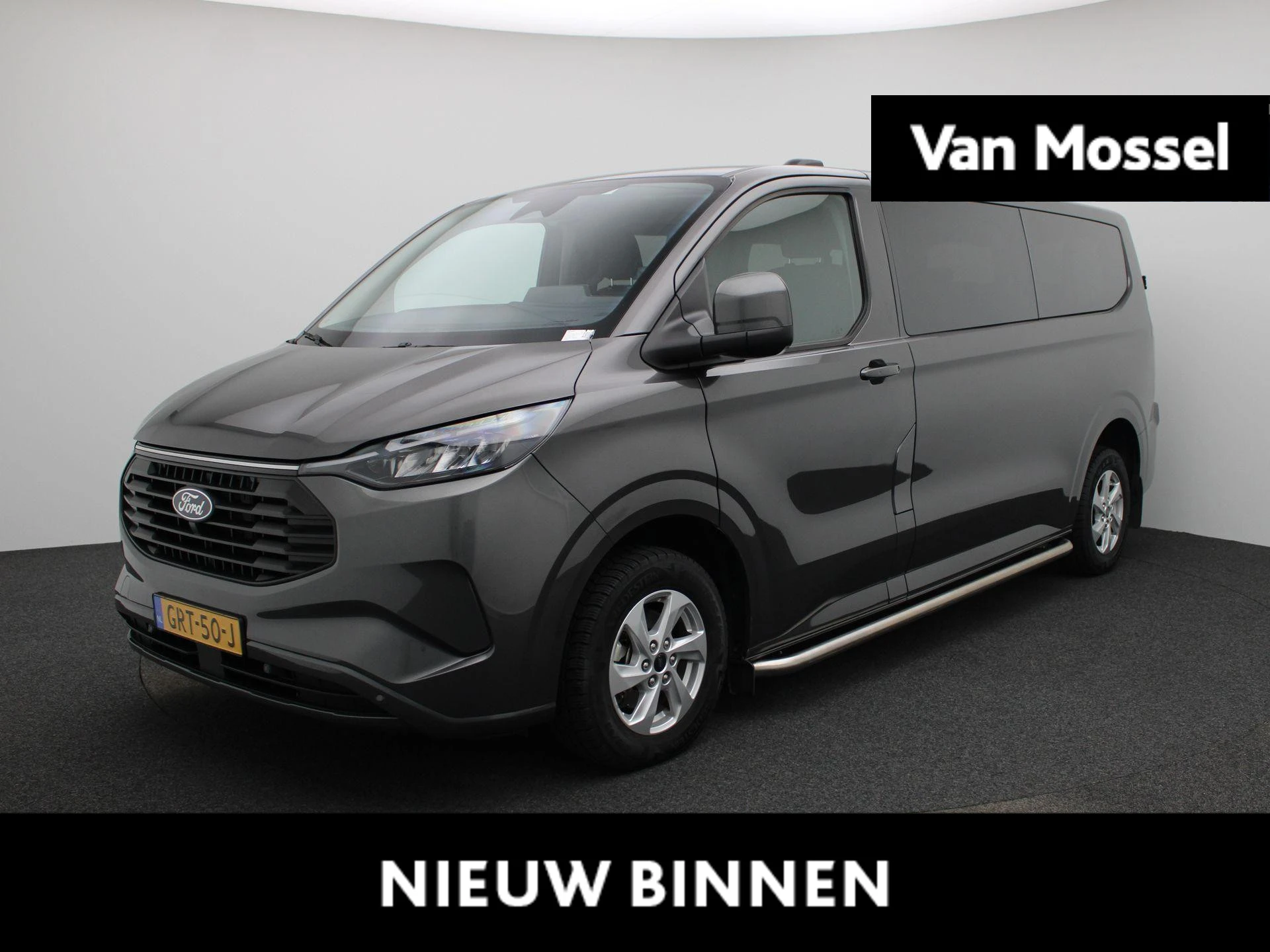 Ford-Transit Custom-image-0