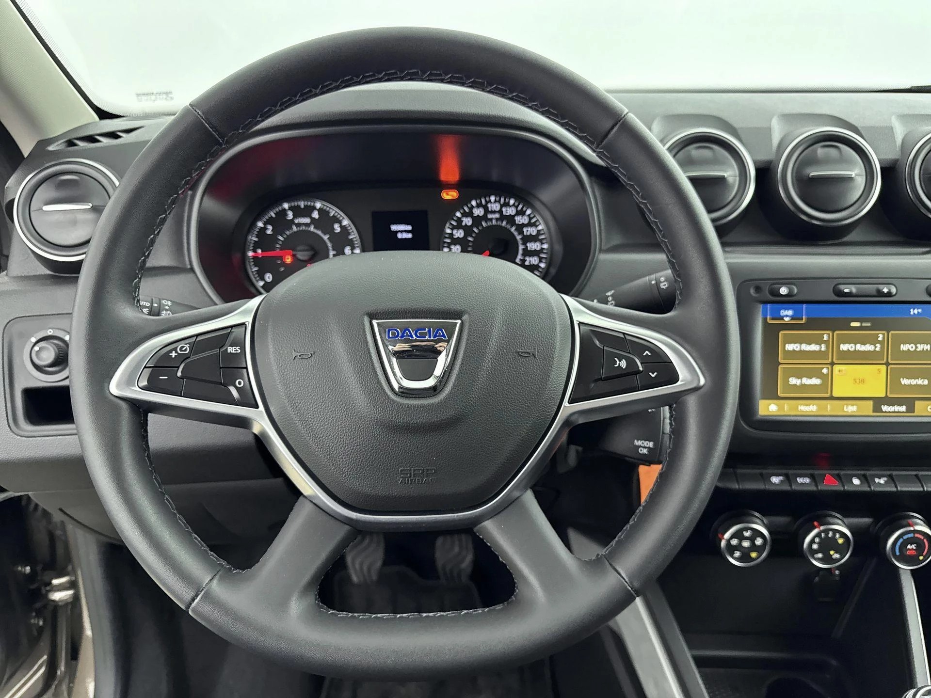 Dacia-Duster-image-26