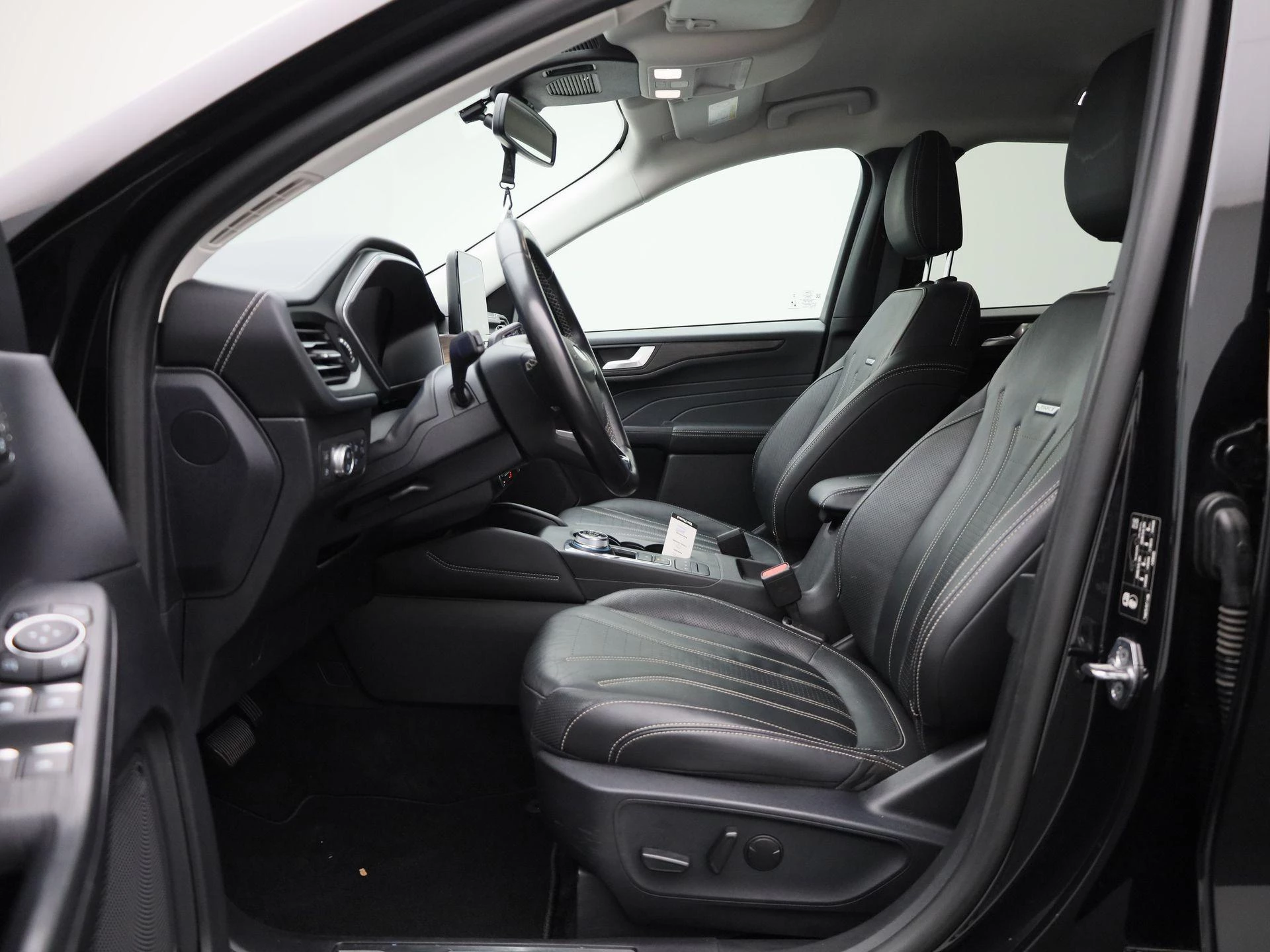 Ford-Kuga-image-10