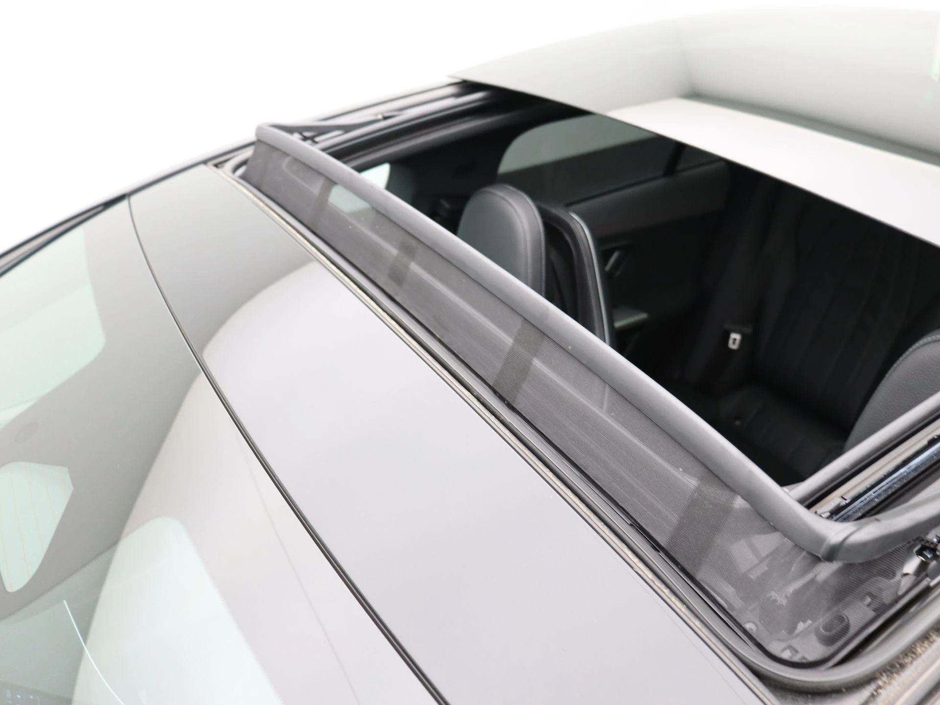 Mercedes-Benz EQE 300 AMG Line + AIRMATIC + LEDER + PANORAMISCH DAK +