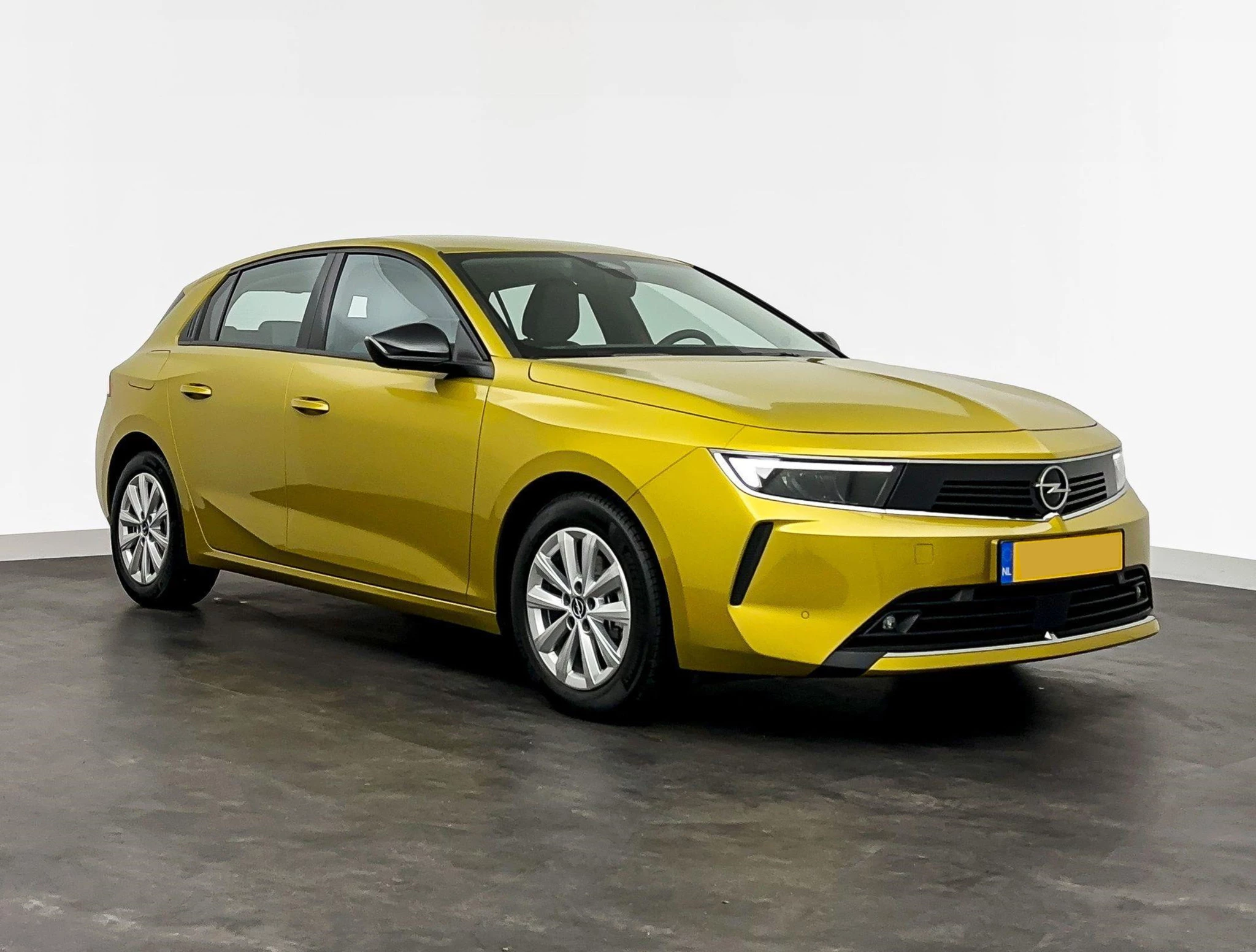 Opel-Astra-image-2
