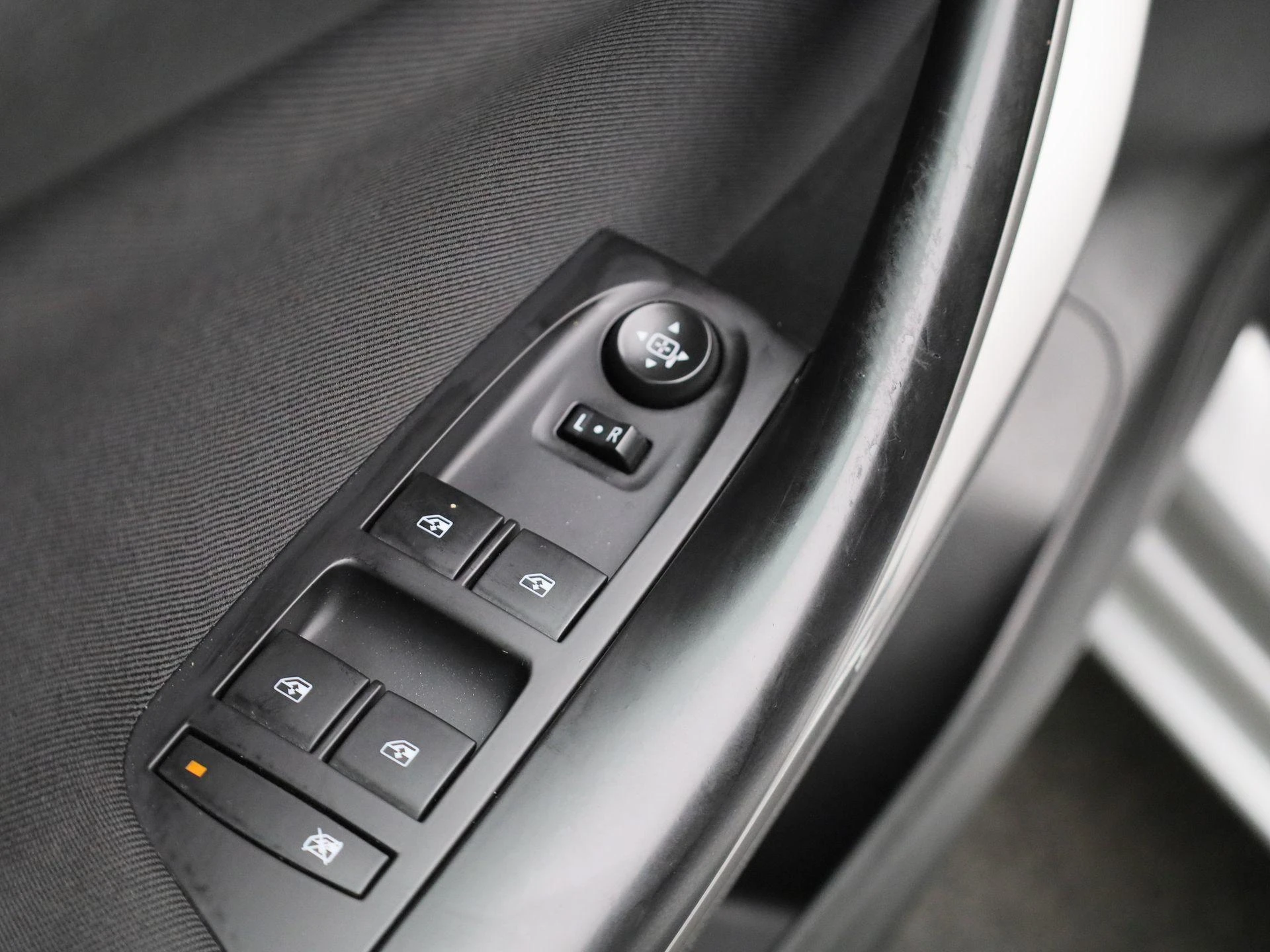 Opel-Astra-image-23