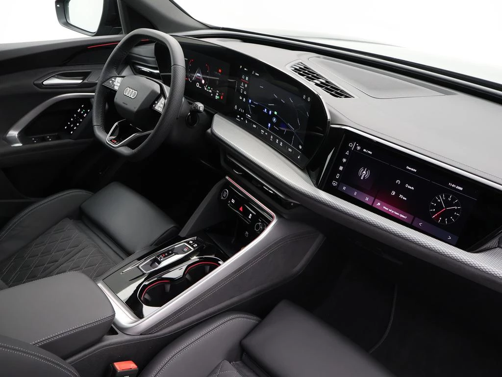 Audi Q5 Sportback Audi Q5 Sportback S line TFSI quattro 204PK S tronic / DEMO