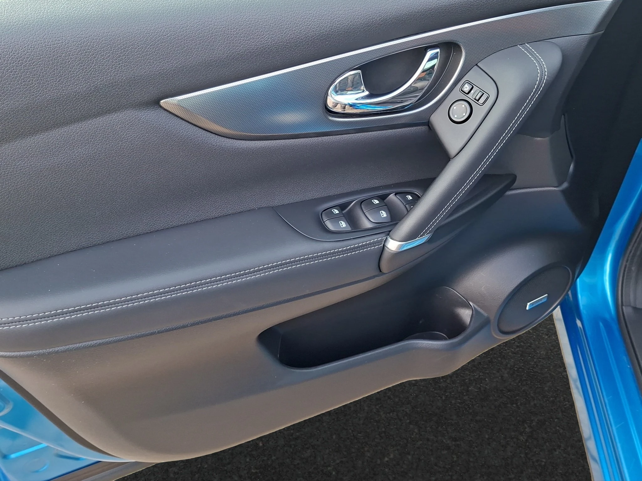 Nissan-QASHQAI-image-16