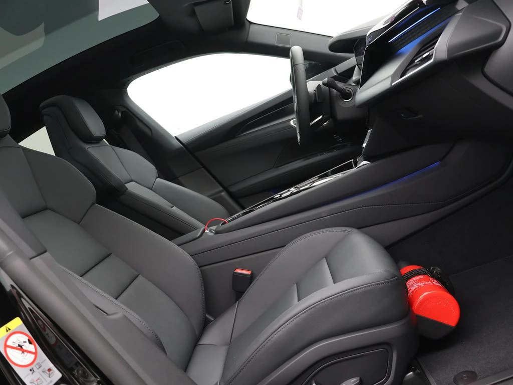 Audi e-tron GT Audi e-tron GT QUATTRO Corporate 503PK FULL BLACK *HUD*B&O SOUND*PANO ROOF* DEMO