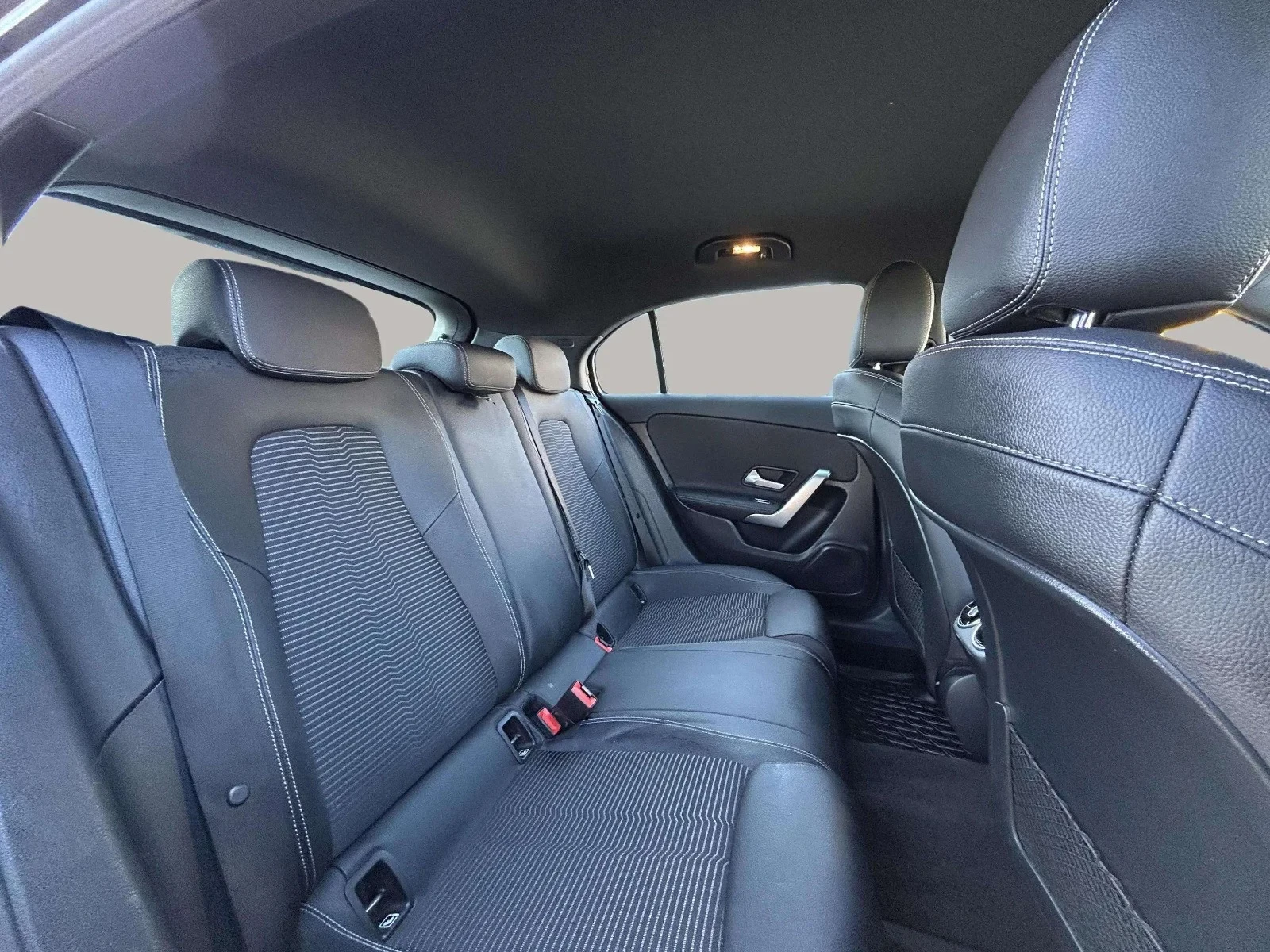 Mercedes-Benz-A-Klasse-image-15