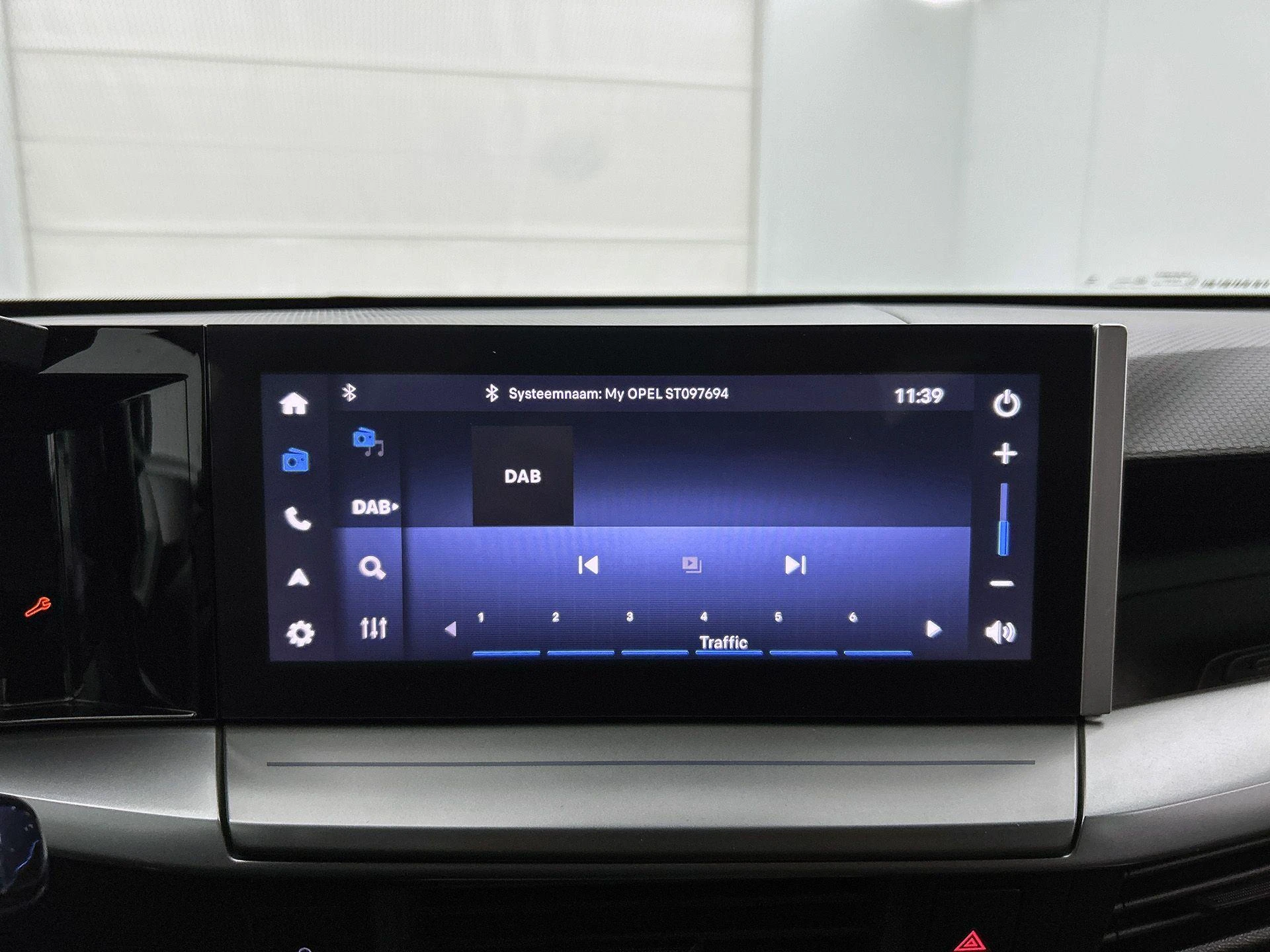 Opel-Frontera-image-6