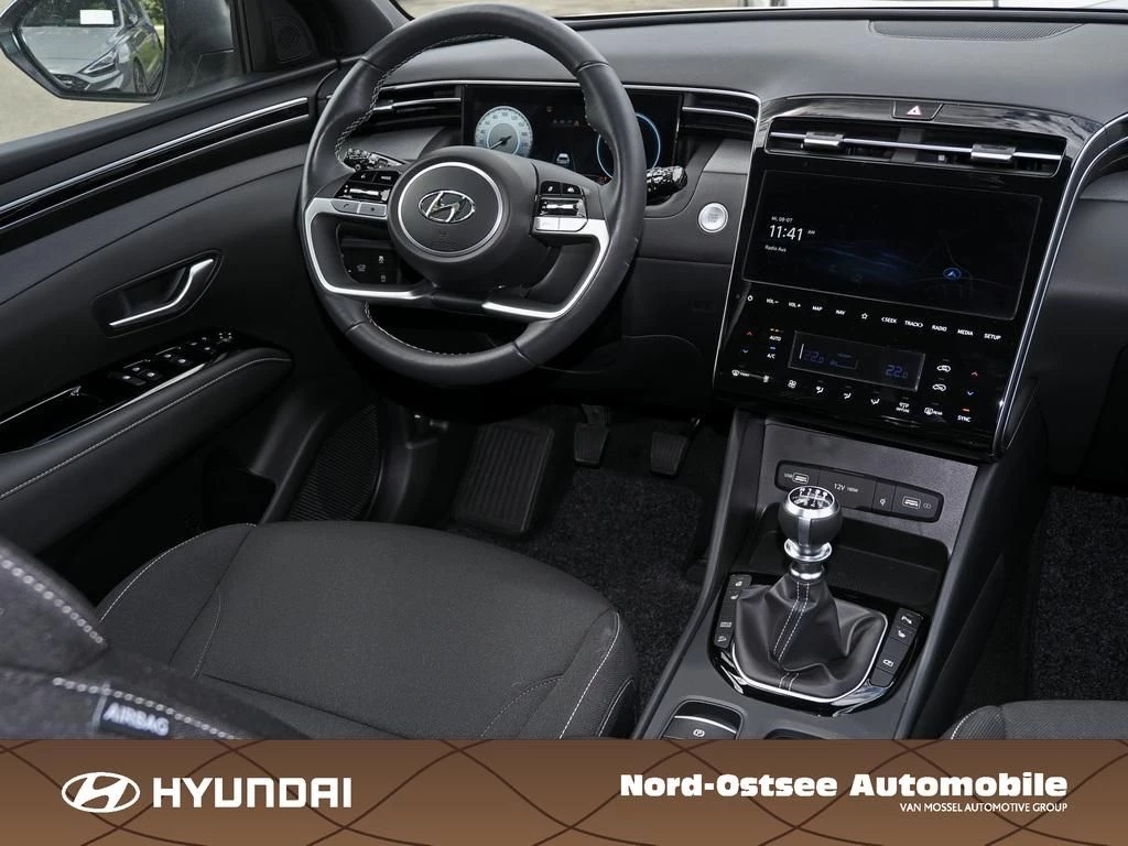 Hyundai Tucson 1.6 T-GDI ADVANTAGE 2WD SHZ LHZ NAVI LED