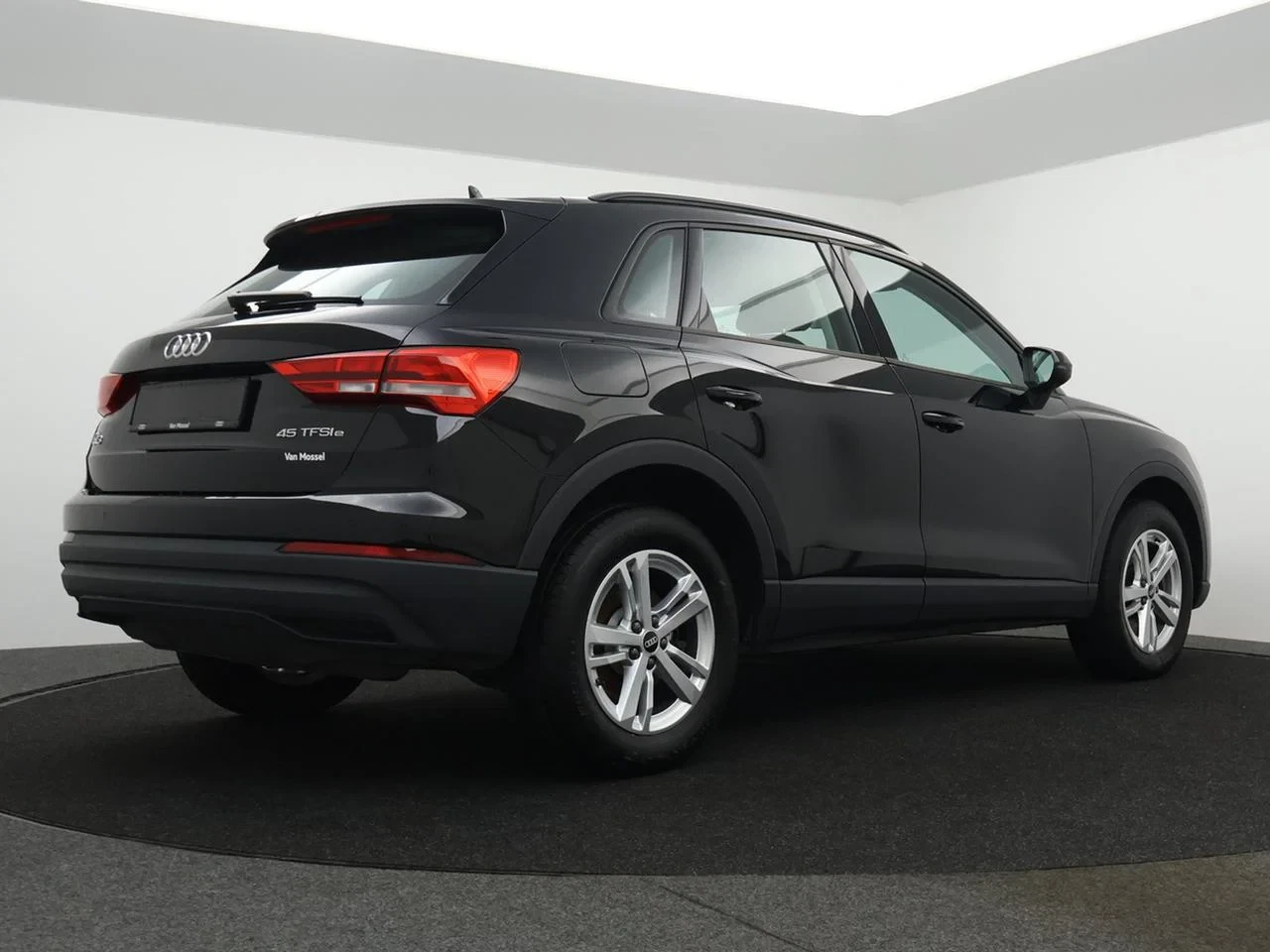 Audi-Q3-image-9