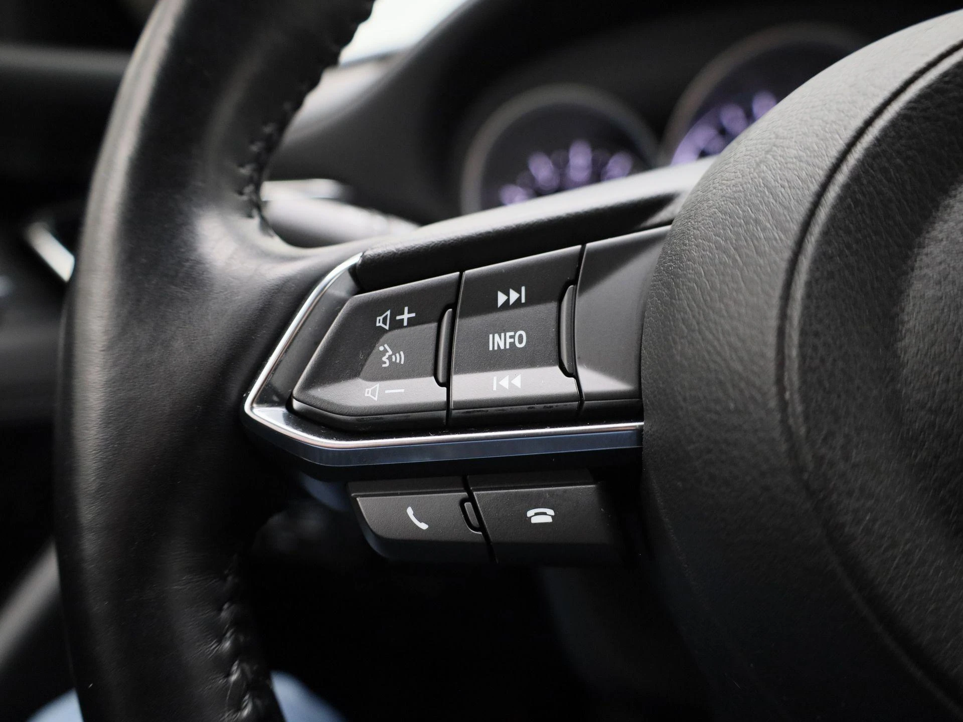 Mazda-6-image-17