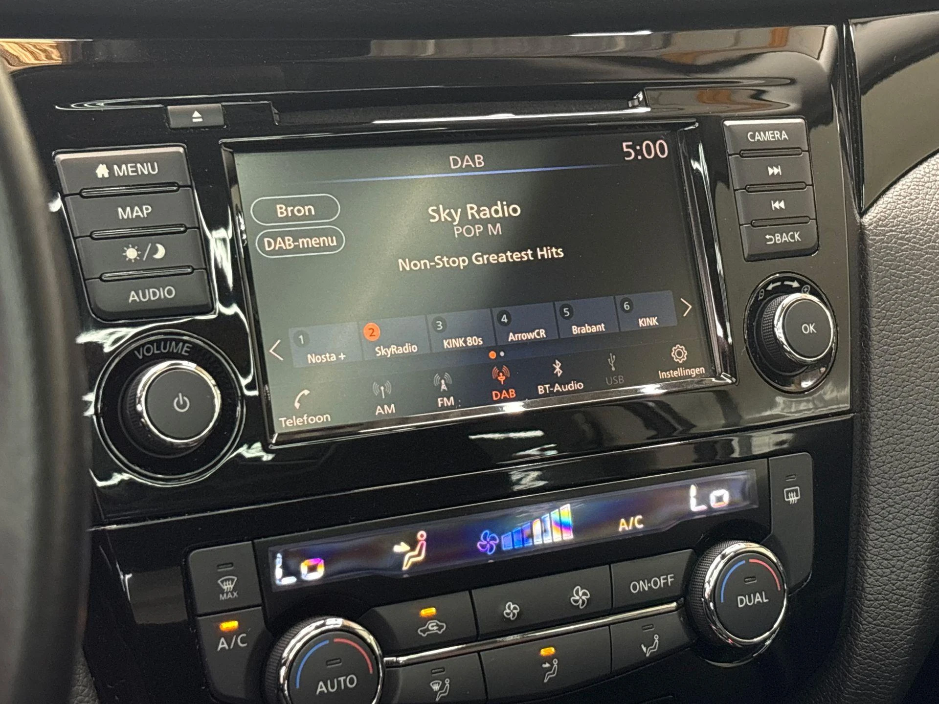 Nissan-QASHQAI-image-25