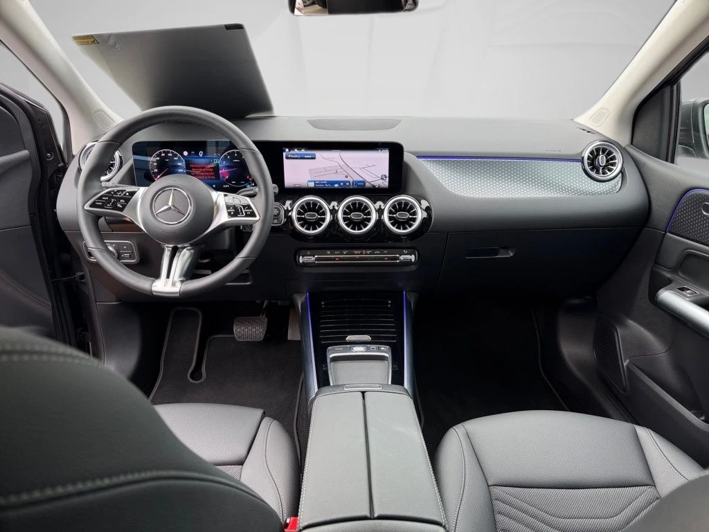 Mercedes-Benz-B-Klasse 200-image-11