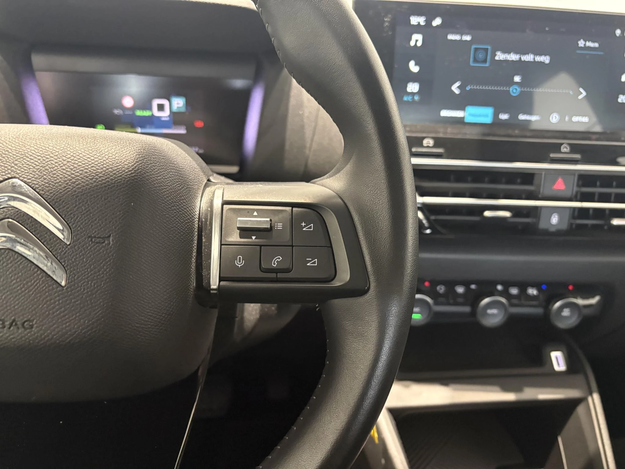 Citroën-ë-C4-image-19