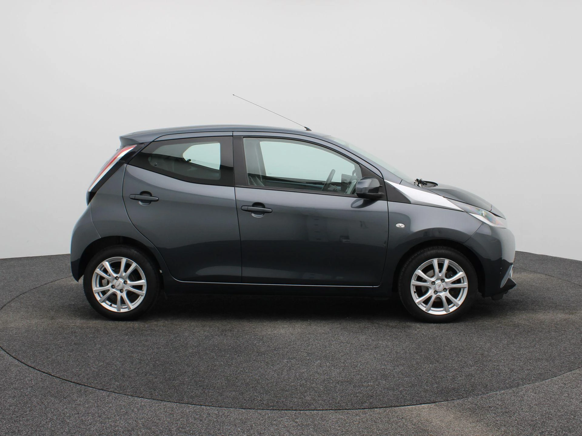Toyota-Aygo-image-36