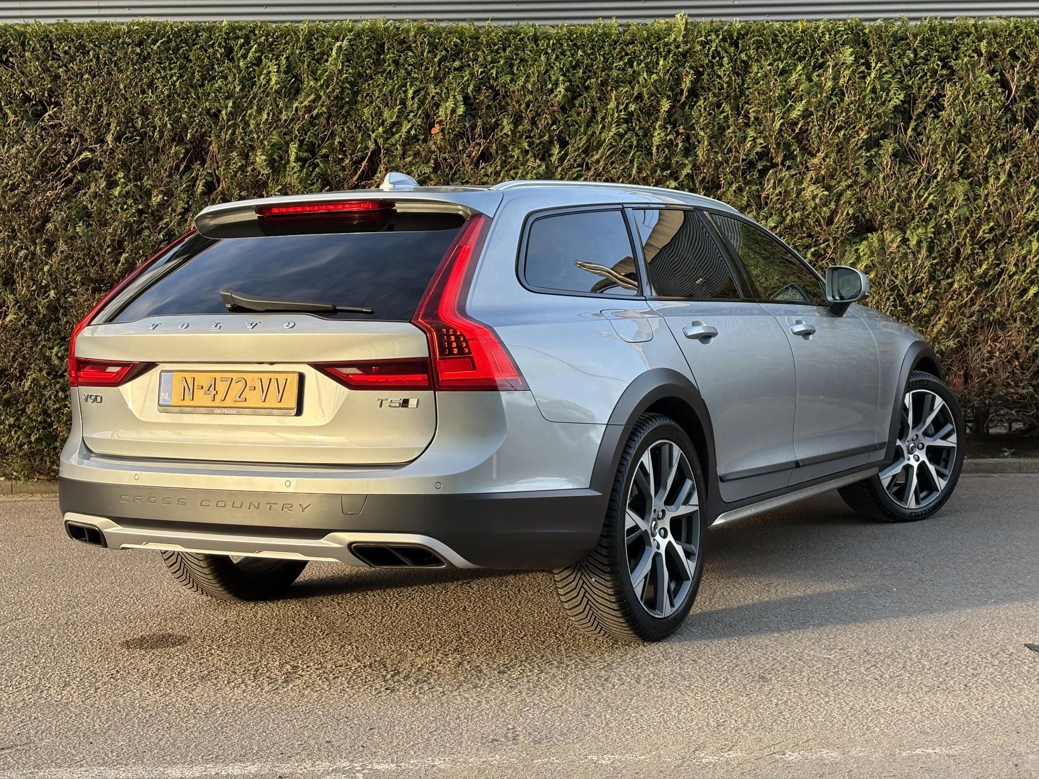 Volvo-V90-image-6