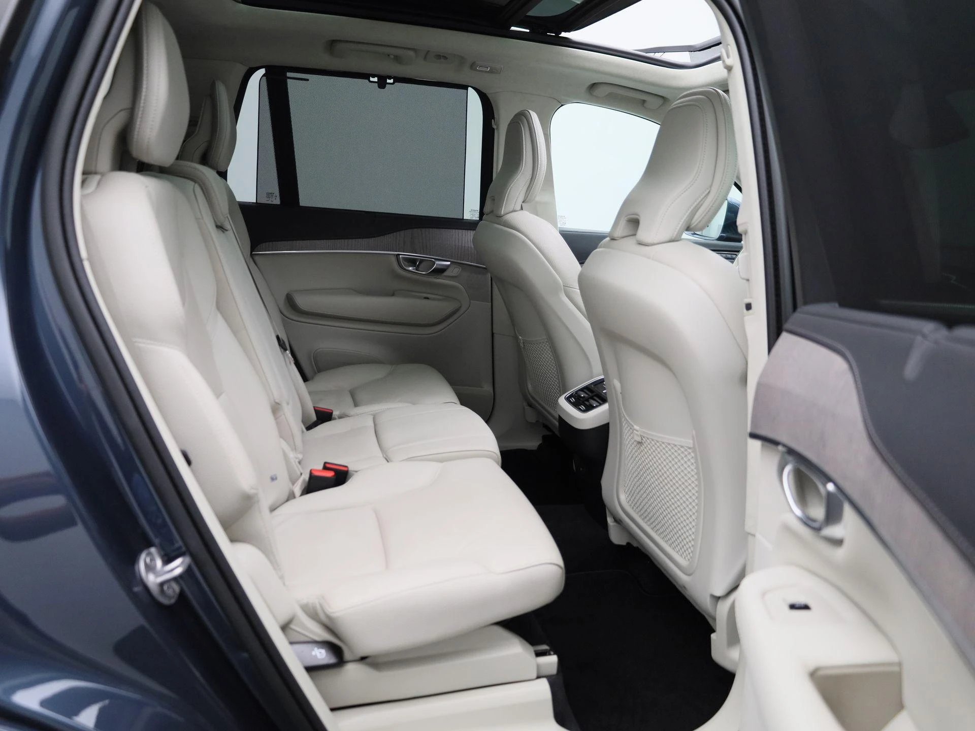 Volvo-XC90-image-39