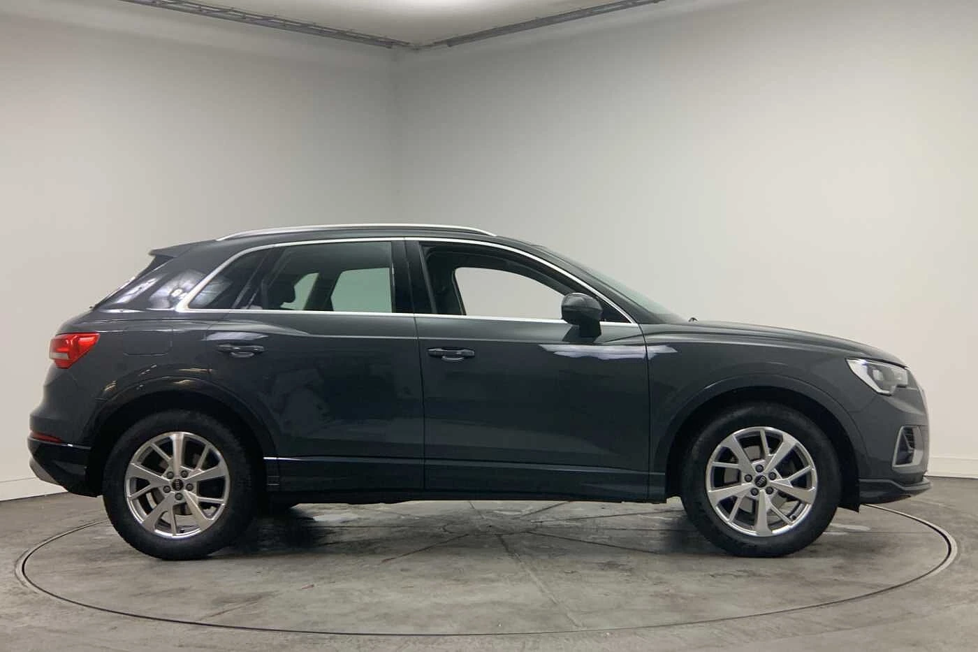 Audi-Q3-image-3