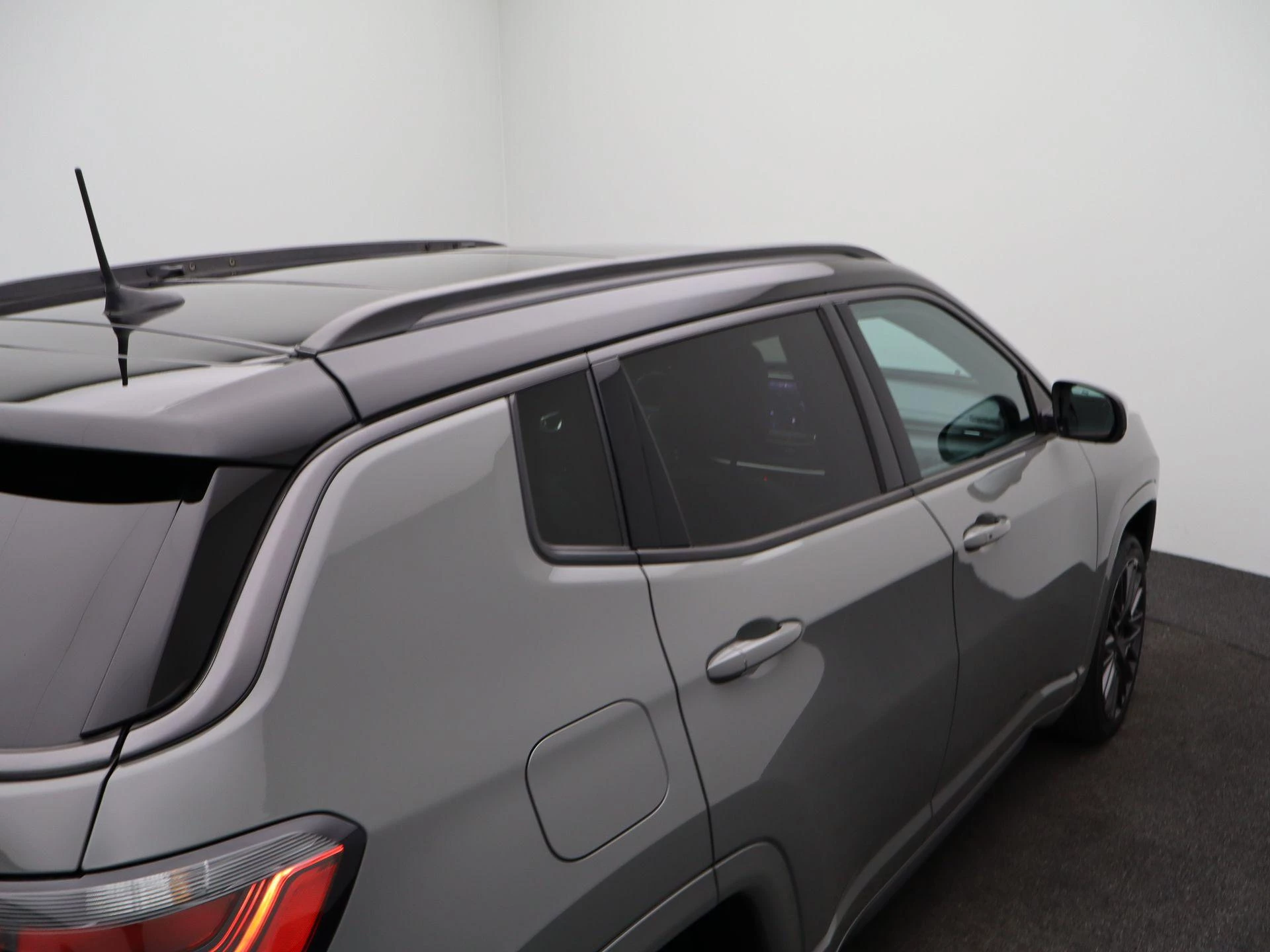 Jeep-Compass-image-45