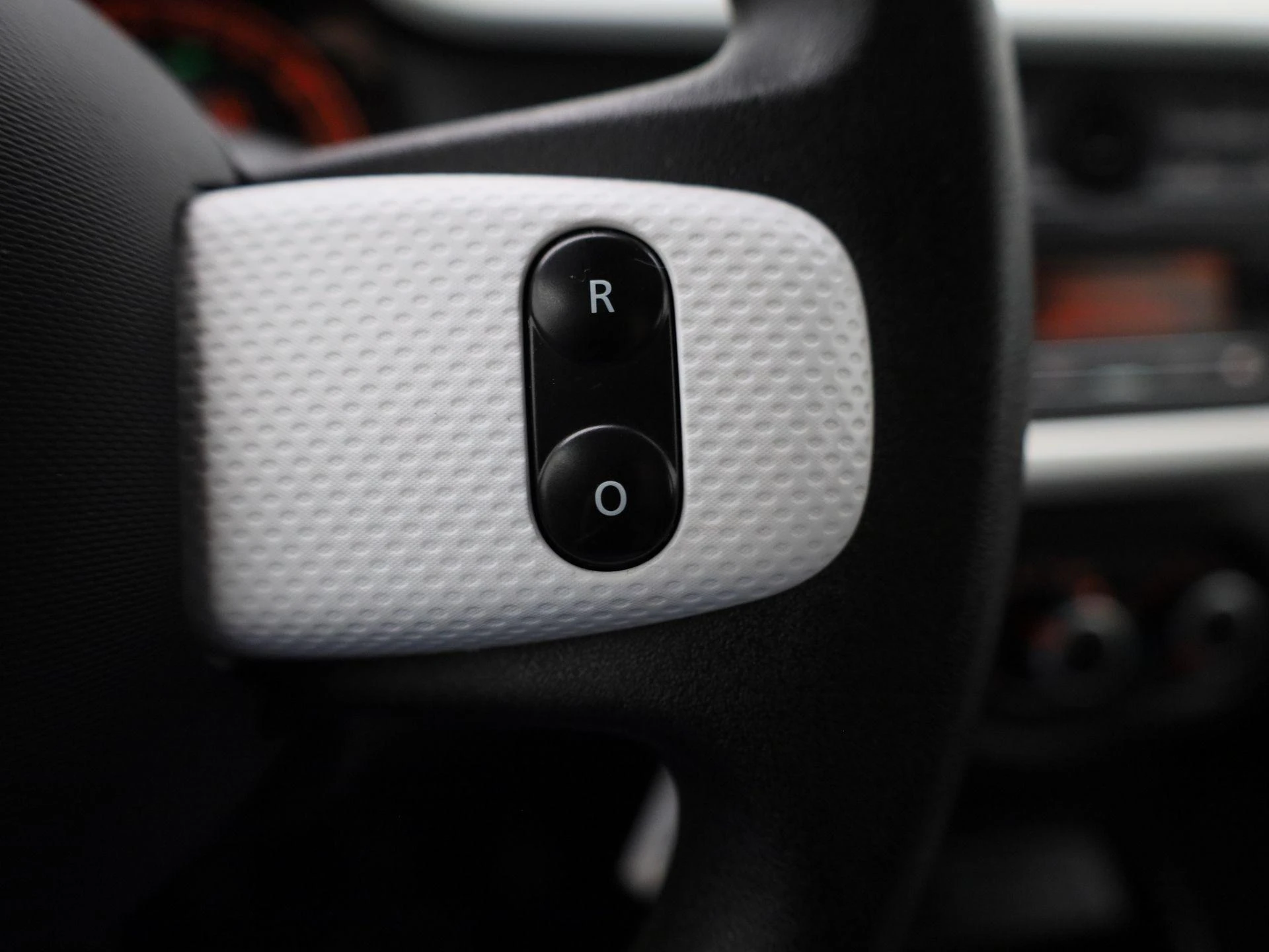 Renault-Twingo-image-15