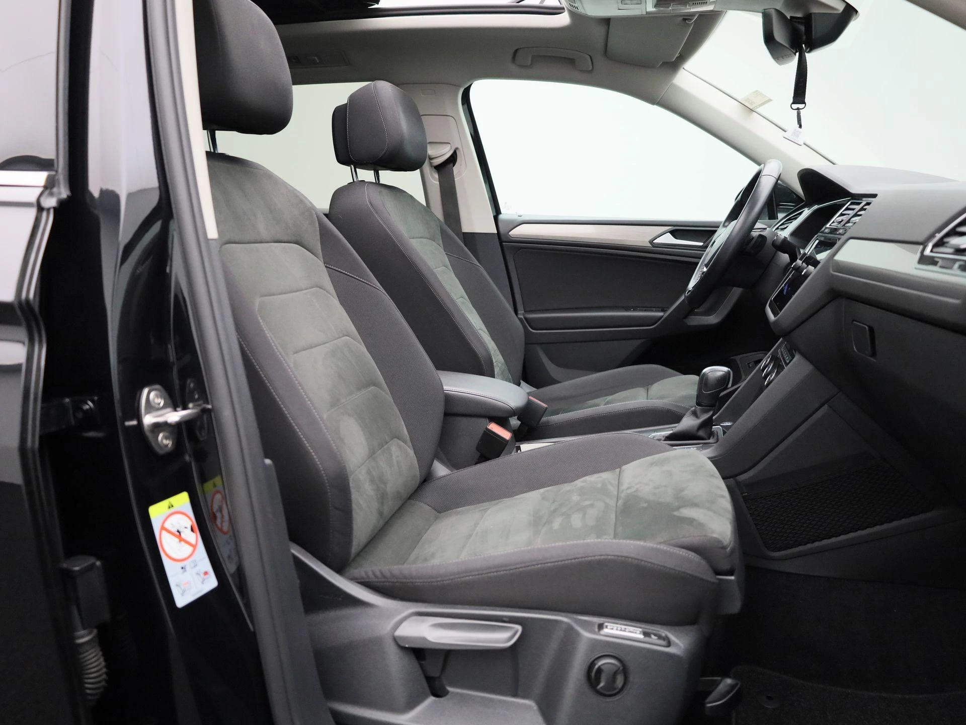Volkswagen-Tiguan Allspace-image-32