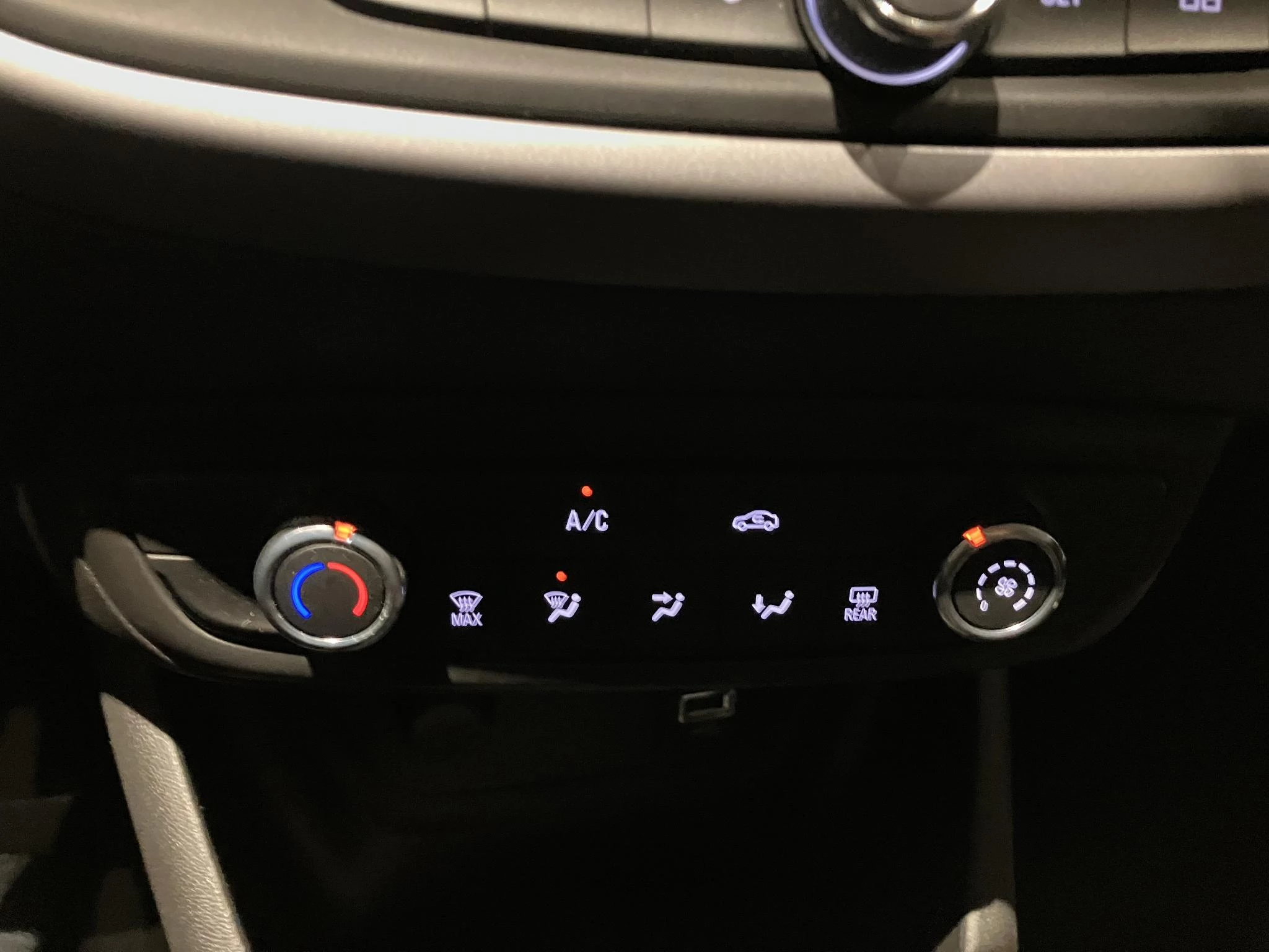 Opel-Crossland-image-9