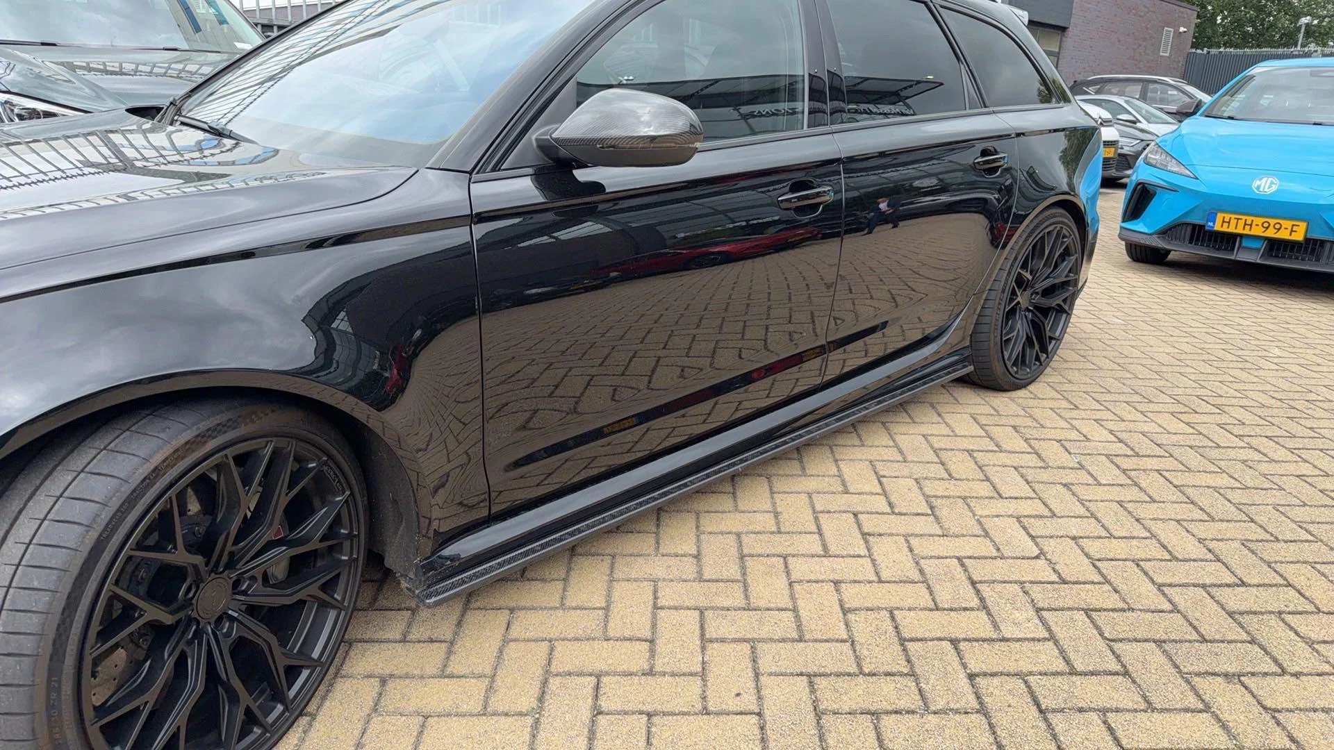 Audi-RS6-image-10