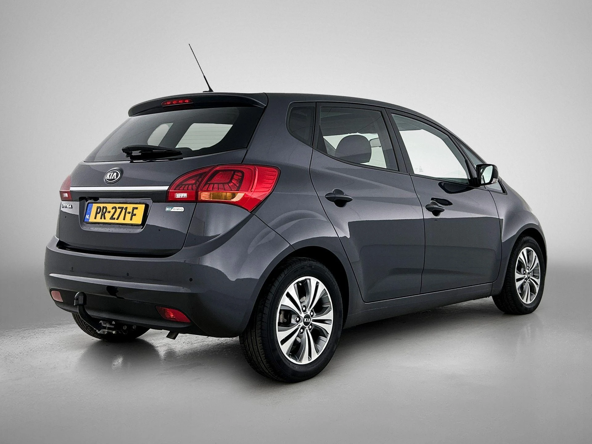 Kia-Venga-image-3