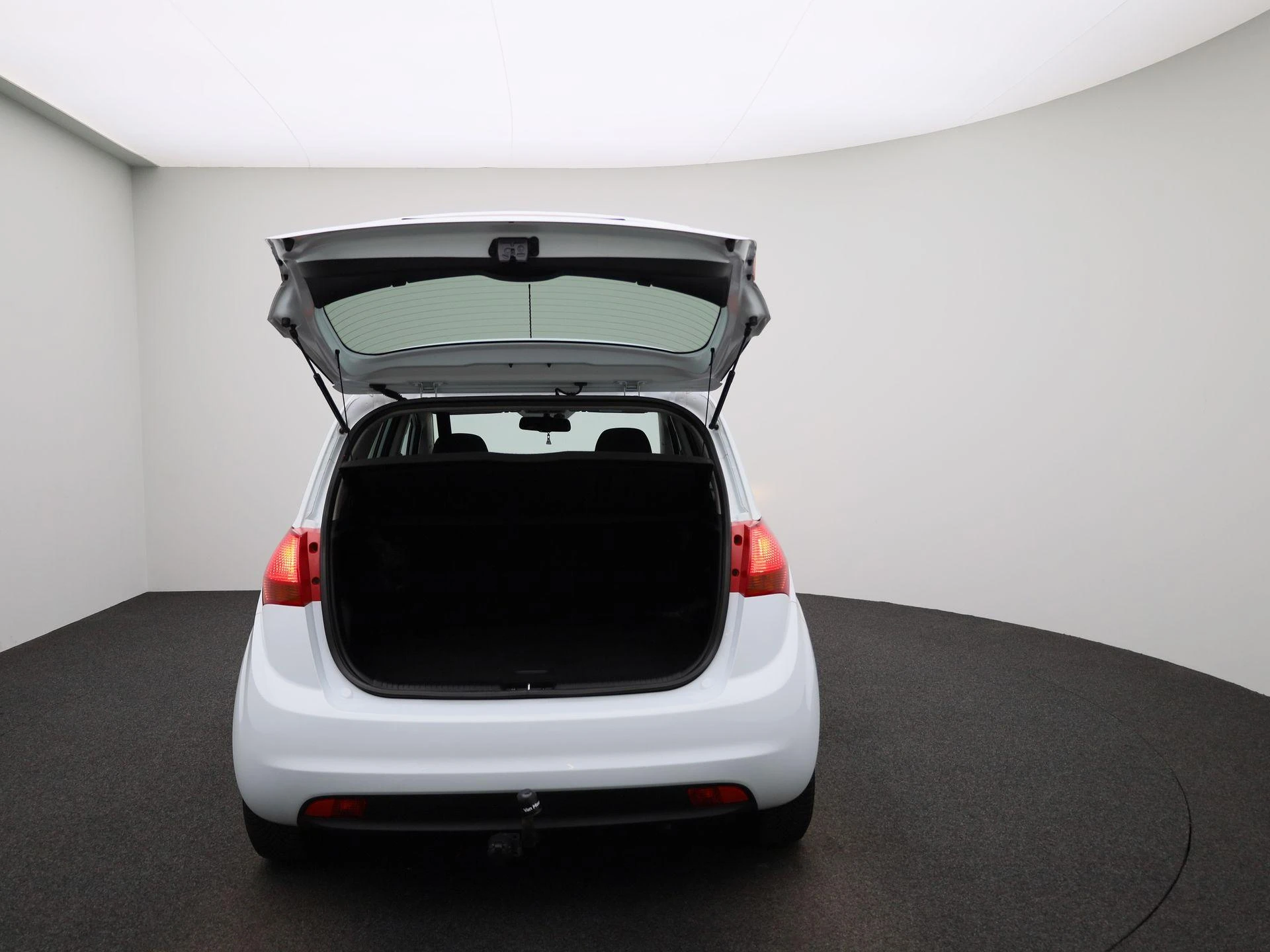 Kia-Venga-image-10